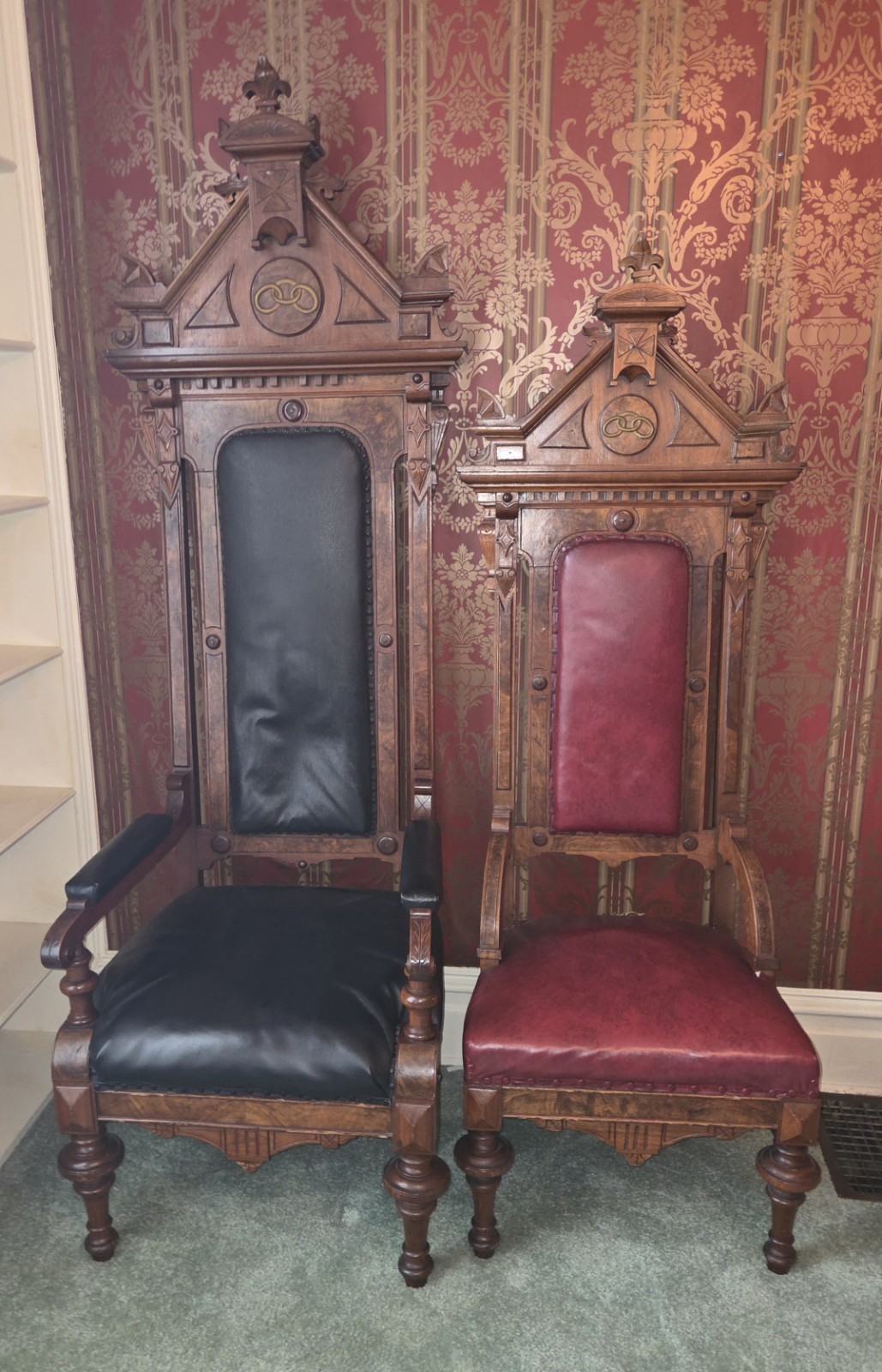 ANTIQUE PAIR LARGE VICTORIAN WALNUT THRONE LODGE CHAIRS I00F ODD FELLOWS 1880 ANTIQUE PAIR LARGE VICTORIAN WALNUT THRONE LODGE CHAIRS I00F ODD FELLOWS 1880