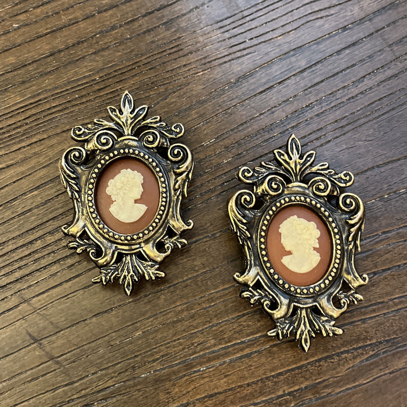 2 Vtg Mini Brass Framed Cameo Lady Ornate 3.5" Set Pair Wall Frames Victorian
