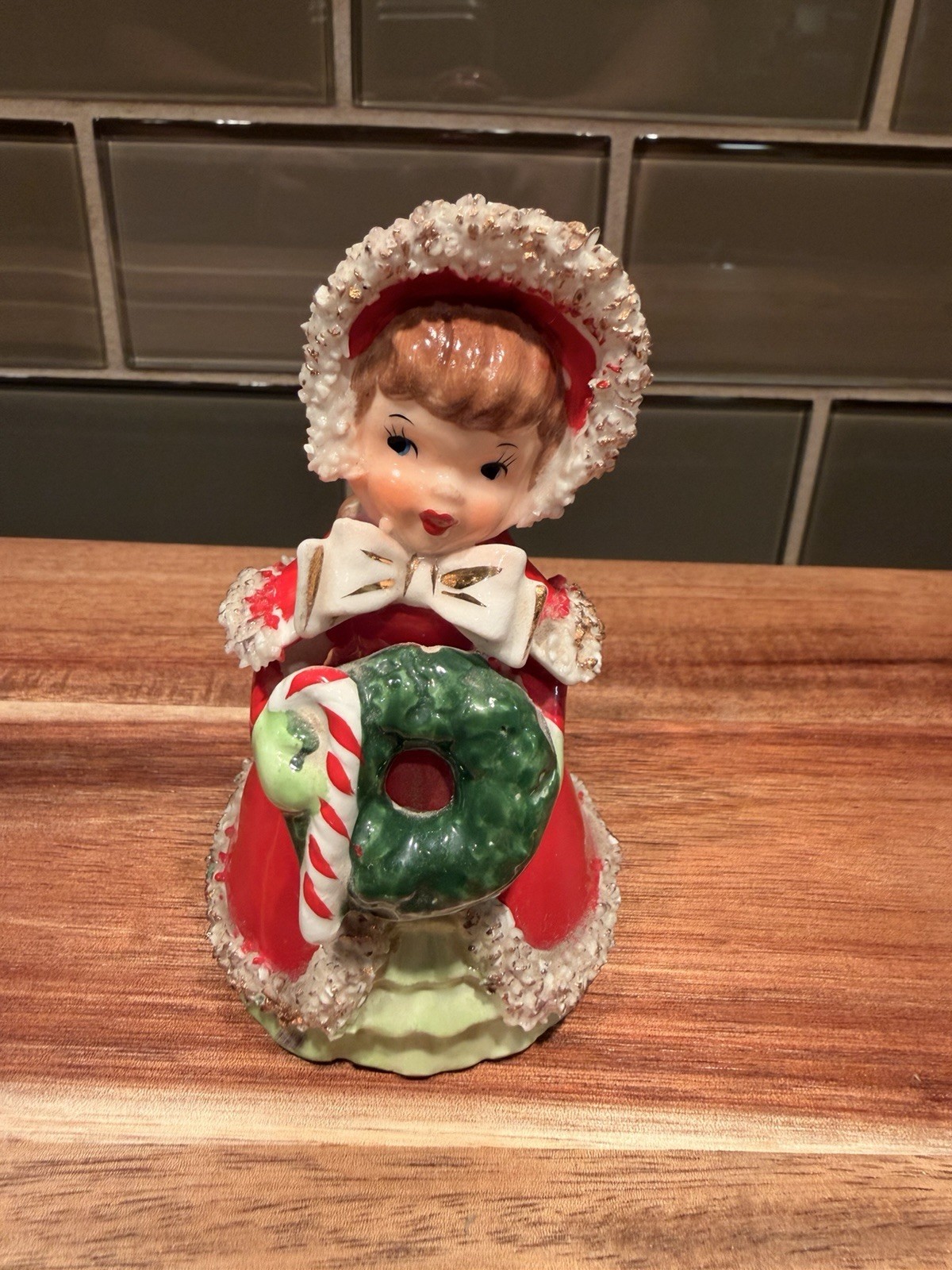 Vintage 1956 LEFTON Ceramic Girl Holding Christmas Wreath & Candy Cane w/sticker Vintage 1956 LEFTON Ceramic Girl Holding Christmas Wreath & Candy Cane w/sticker