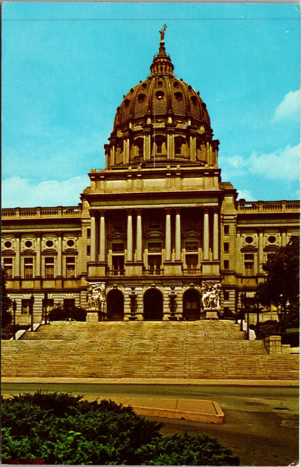 Main Capitol Building Harrisburg PA Vintage Postcard 5P18-3