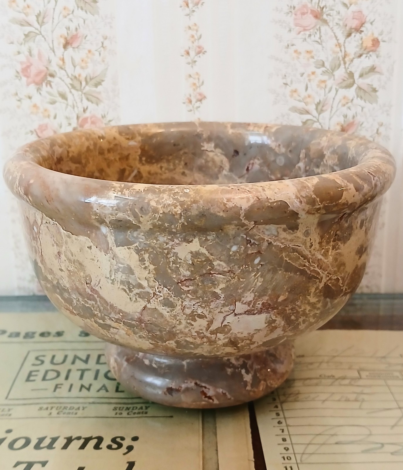 Genuine Vintage Sahara Beige Swirled Marble Footed Bowl - 5.5" Dia & 3.5" Tall