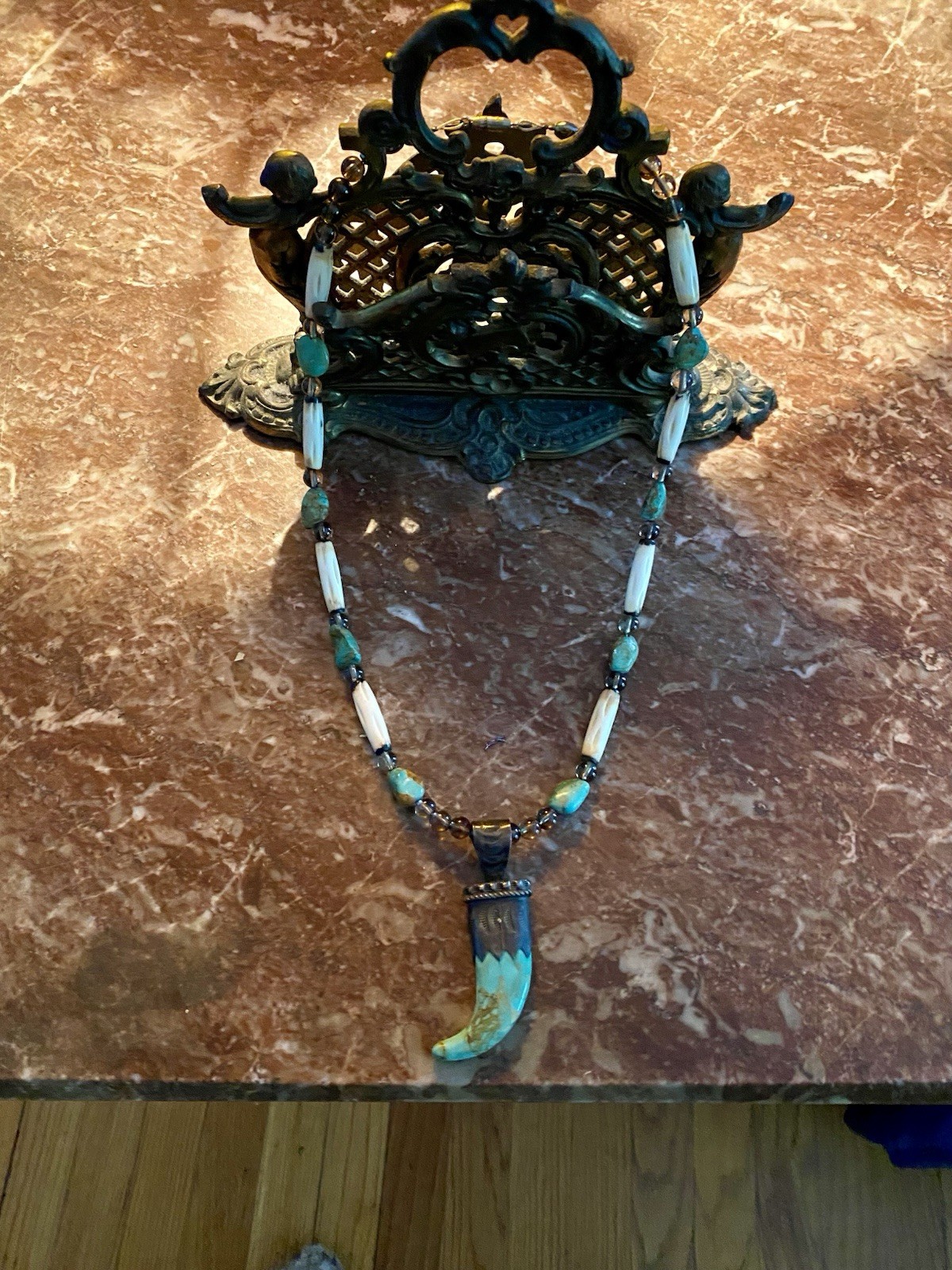 Vintage Turquoise Claw Silver And Bone Necklace Native American Indian Navajo Vintage Turquoise Claw Silver And Bone Necklace Native American Indian Navajo