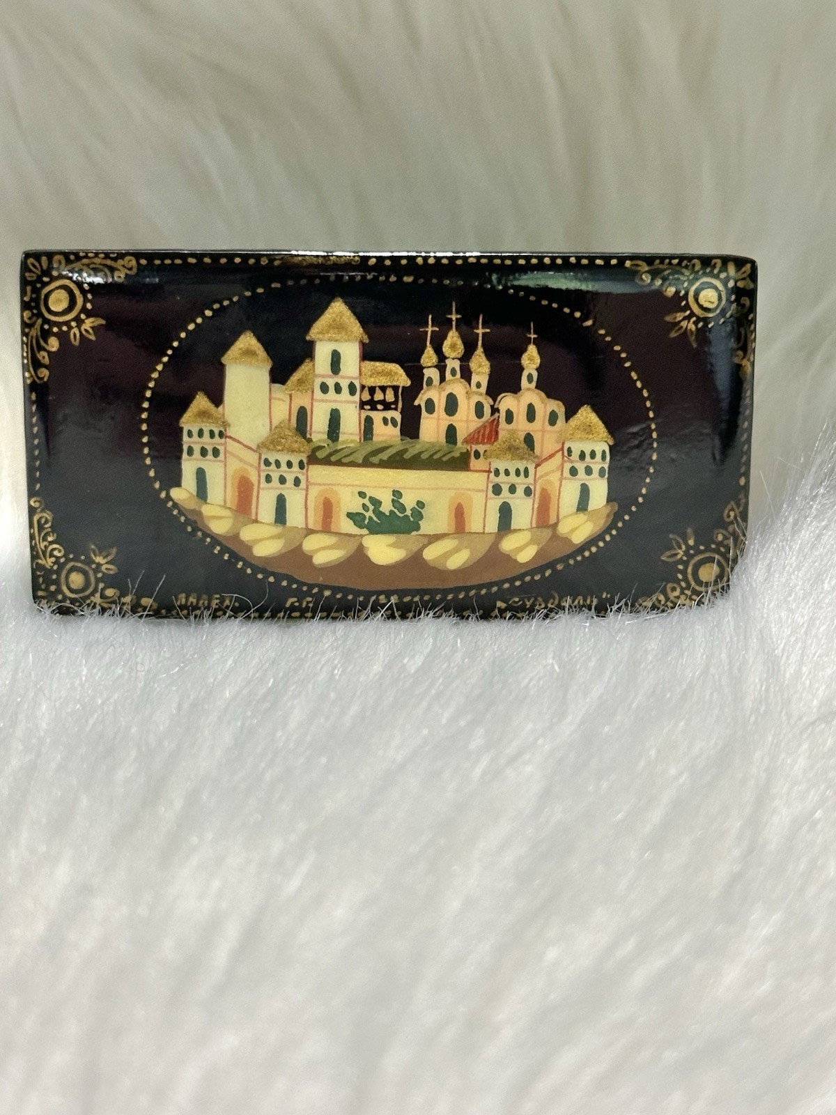 Vtg papier-mâché Russian Lacquer Mini Box ПАЛЕХ(Palekh) SIGNED Суздаль(Suzdal) Vtg papier-mâché Russian Lacquer Mini Box ПАЛЕХ(Palekh) SIGNED Суздаль(Suzdal)