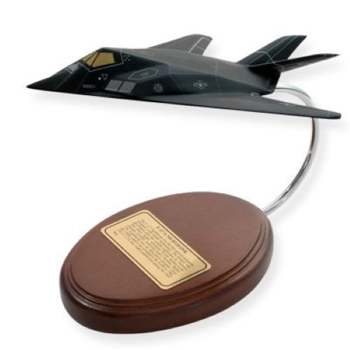 USAF Lockheed F-117A Nighthawk Stealth Fighter Desk Jet Model 1/93 AK Airplane USAF Lockheed F-117A Nighthawk Stealth Fighter Desk Jet Model 1/93 AK Airplane