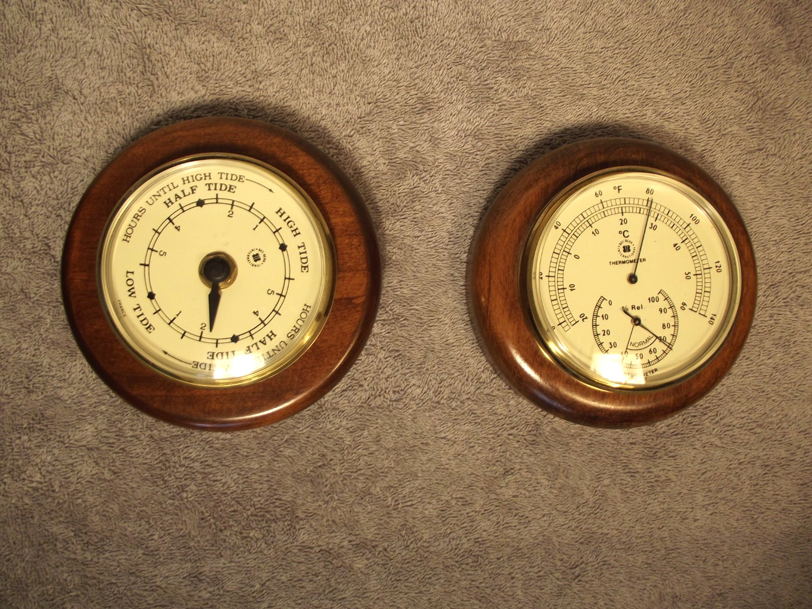 Bey-Berk Tide Wall Clock & Temp/Humidity Guage - Cherry Wood - France Bey-Berk Tide Wall Clock & Temp/Humidity Guage - Cherry Wood - France