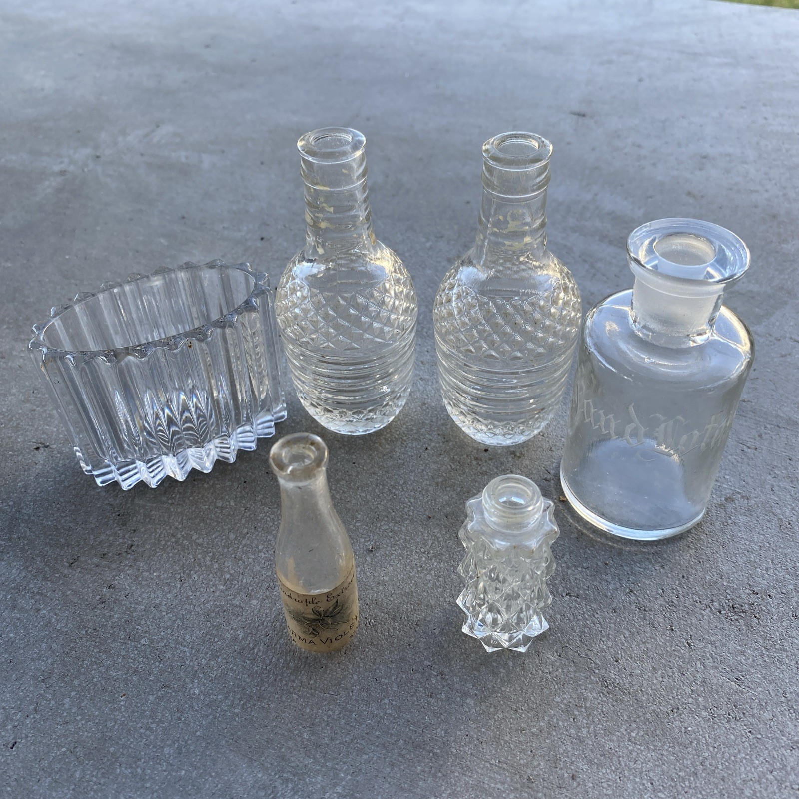 Vintage Beautiful Perfume Bottles And Accessories Lot Of 6