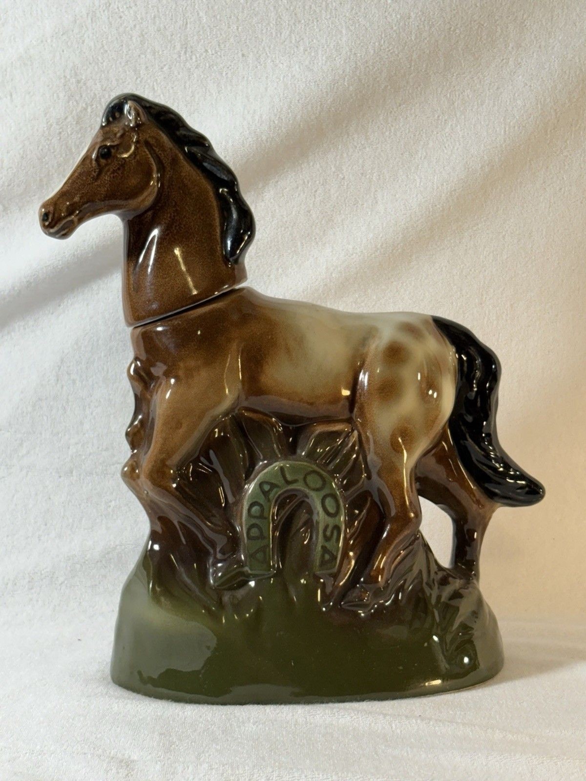 Mint Cond Vintage Ezra Brooks Regal China Corp. Appaloosa Horse Decanter 1974. Mint Cond Vintage Ezra Brooks Regal China Corp. Appaloosa Horse Decanter 1974.