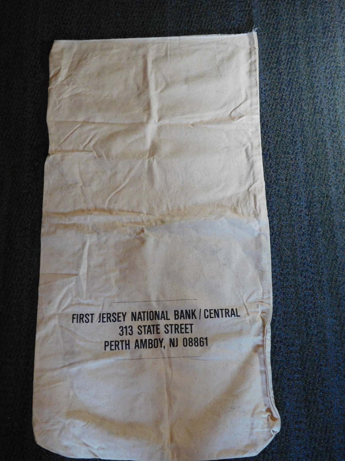 VINTAGE  LARGE BANK BAG 38" X 20" FIRST JERSEY NATIONAL  CENTRAL PERTH AMBOY NJ