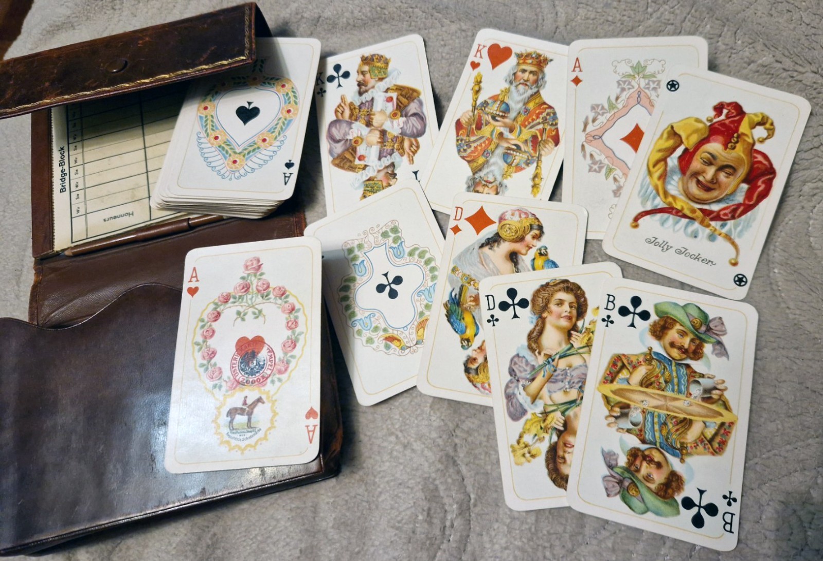 collectibles Antique 1920 Piatnik 53 playing cards good condition collectibles Antique 1920 Piatnik 53 playing cards good condition