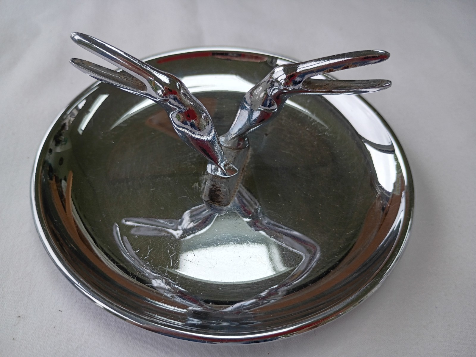 Vtg Pincherette Art Deco Bright Chrome Toucan Penguins Ashtray Tray USA