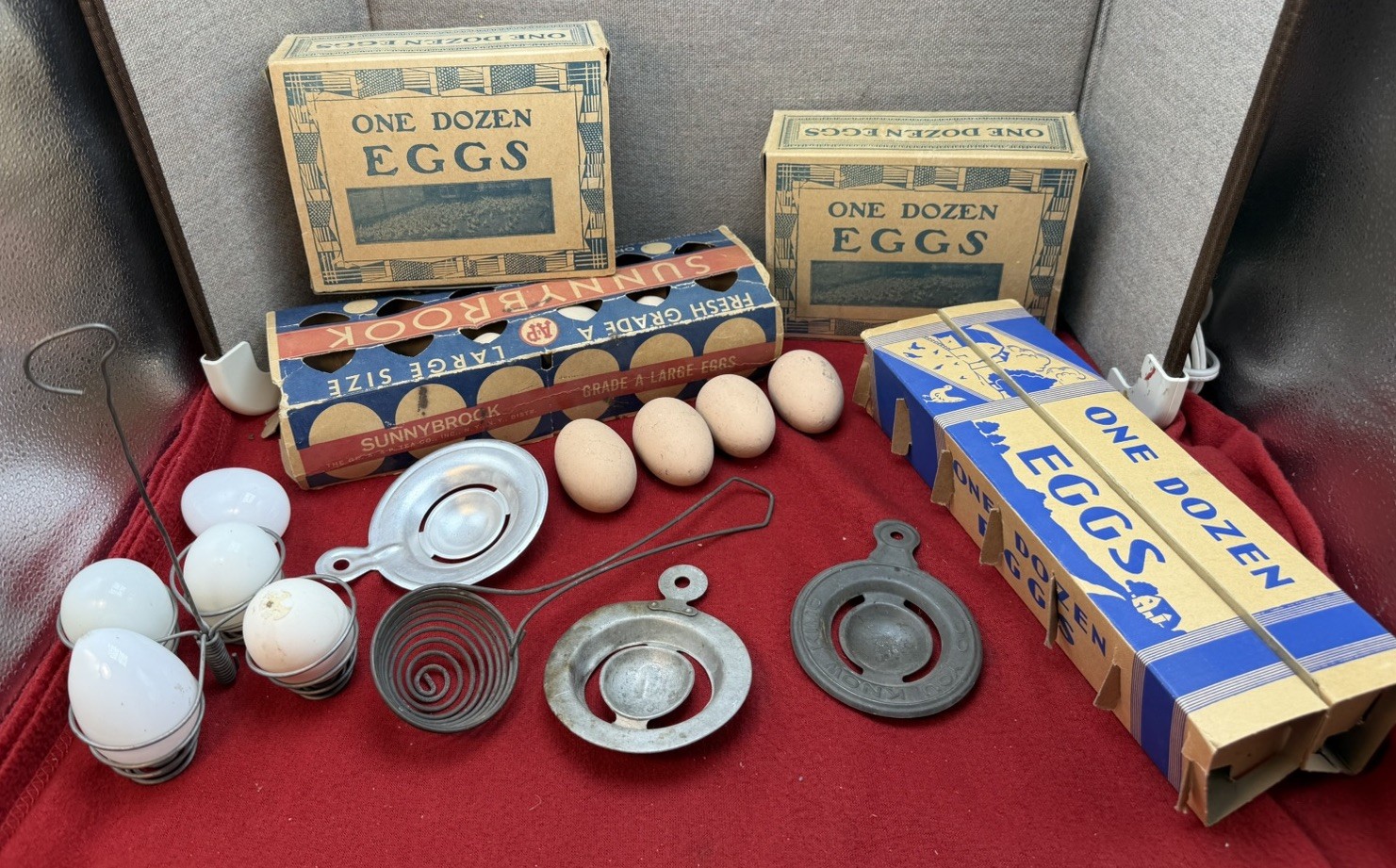 Antique 1930s Poultry Farm Egg Lot A&P Sunnybrook Cartons Nest Eggs Tools