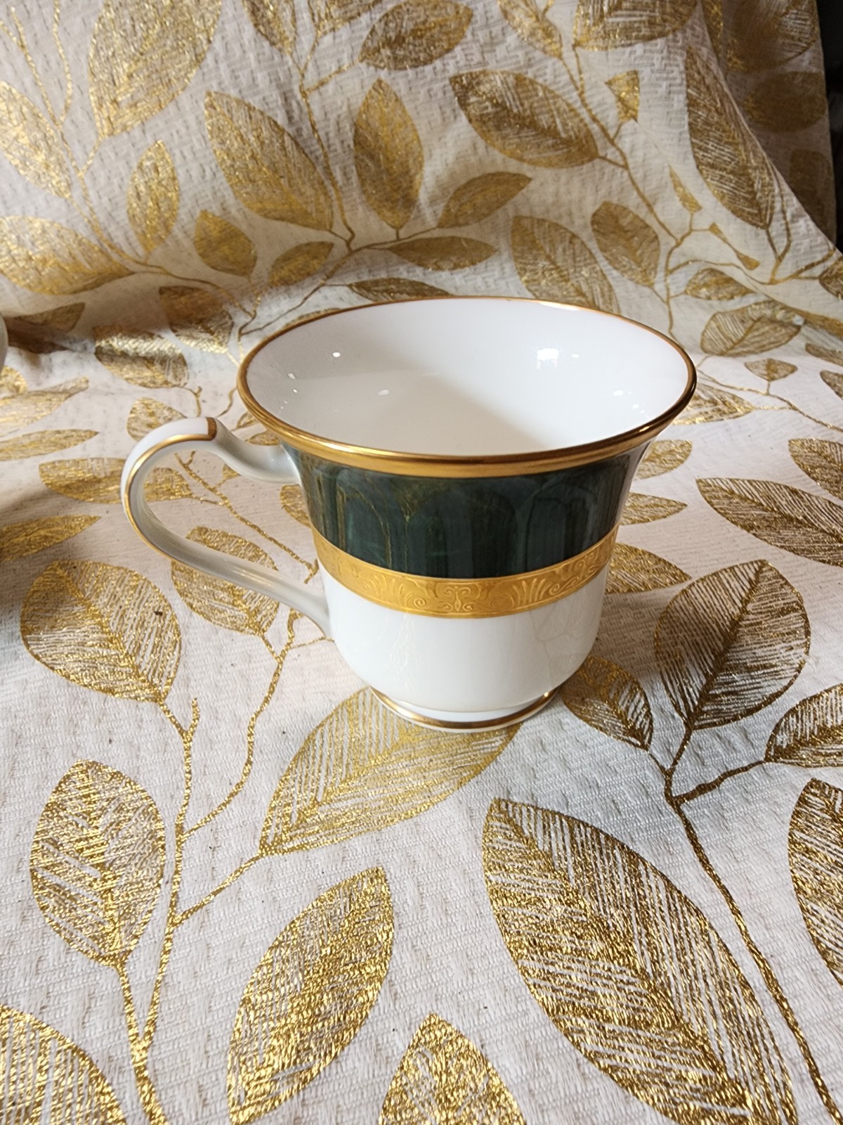 Noritake Fitzgerald Footed Teacup Coffee Mug 4712 Green & Gold Fine Bone China Noritake Fitzgerald Footed Teacup Coffee Mug 4712 Green & Gold Fine Bone China