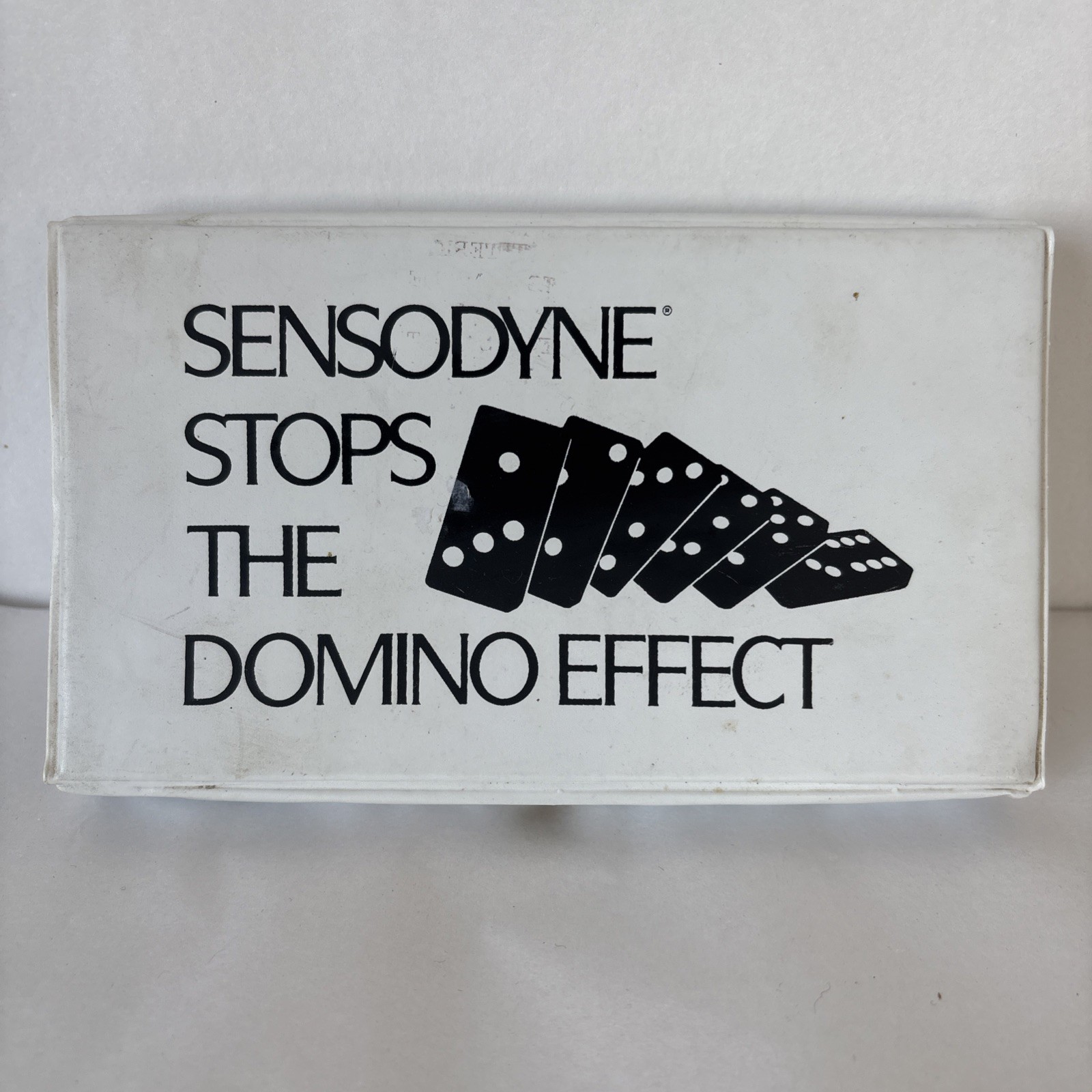 Vintage Domino Set Sensodyne Stops the Domino Effect Vintage Domino Set Sensodyne Stops the Domino Effect