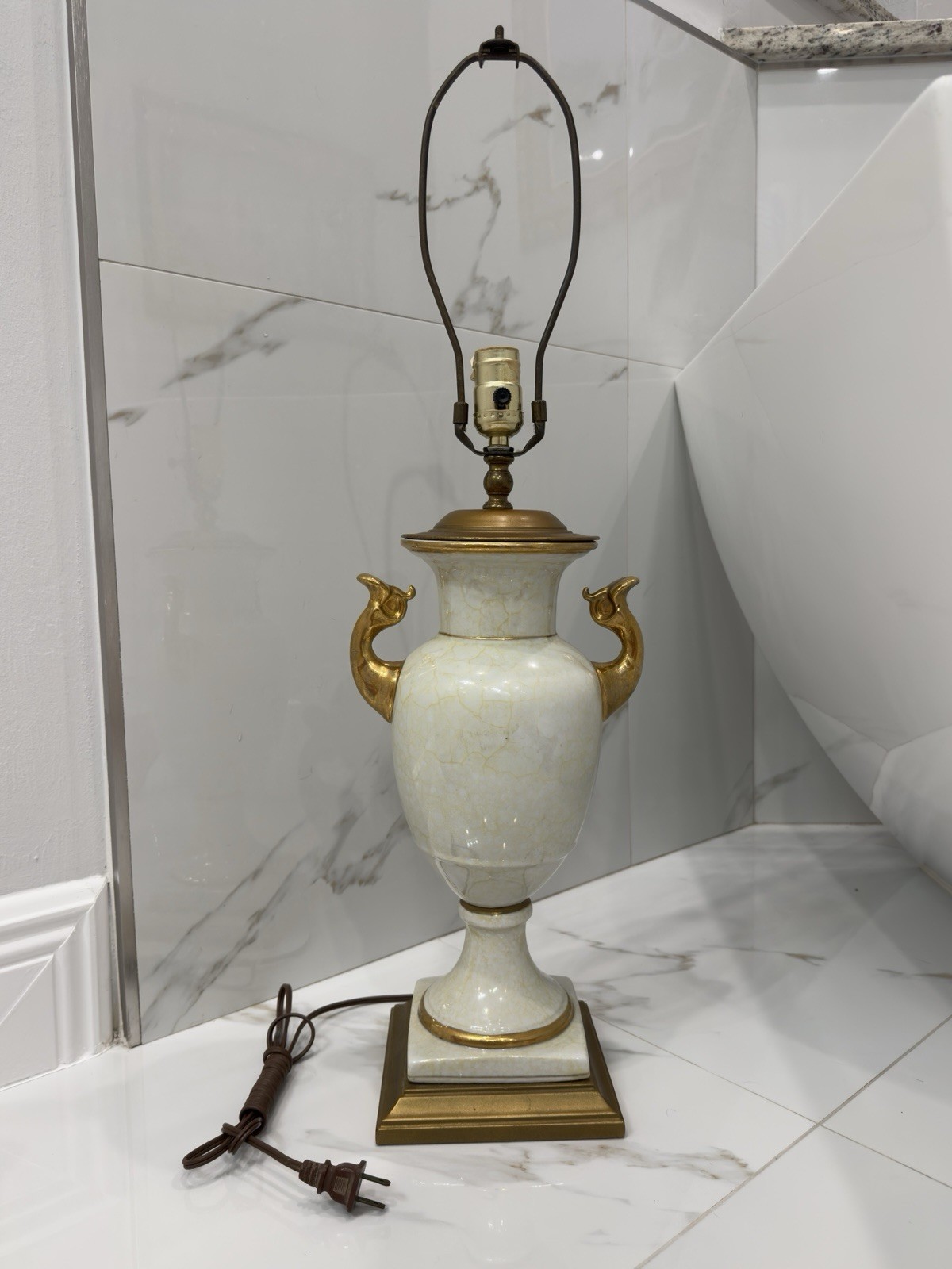 Vintage Italian Regency White & Gold Gilt French Porcelain Urn Lamp Vintage Italian Regency White & Gold Gilt French Porcelain Urn Lamp