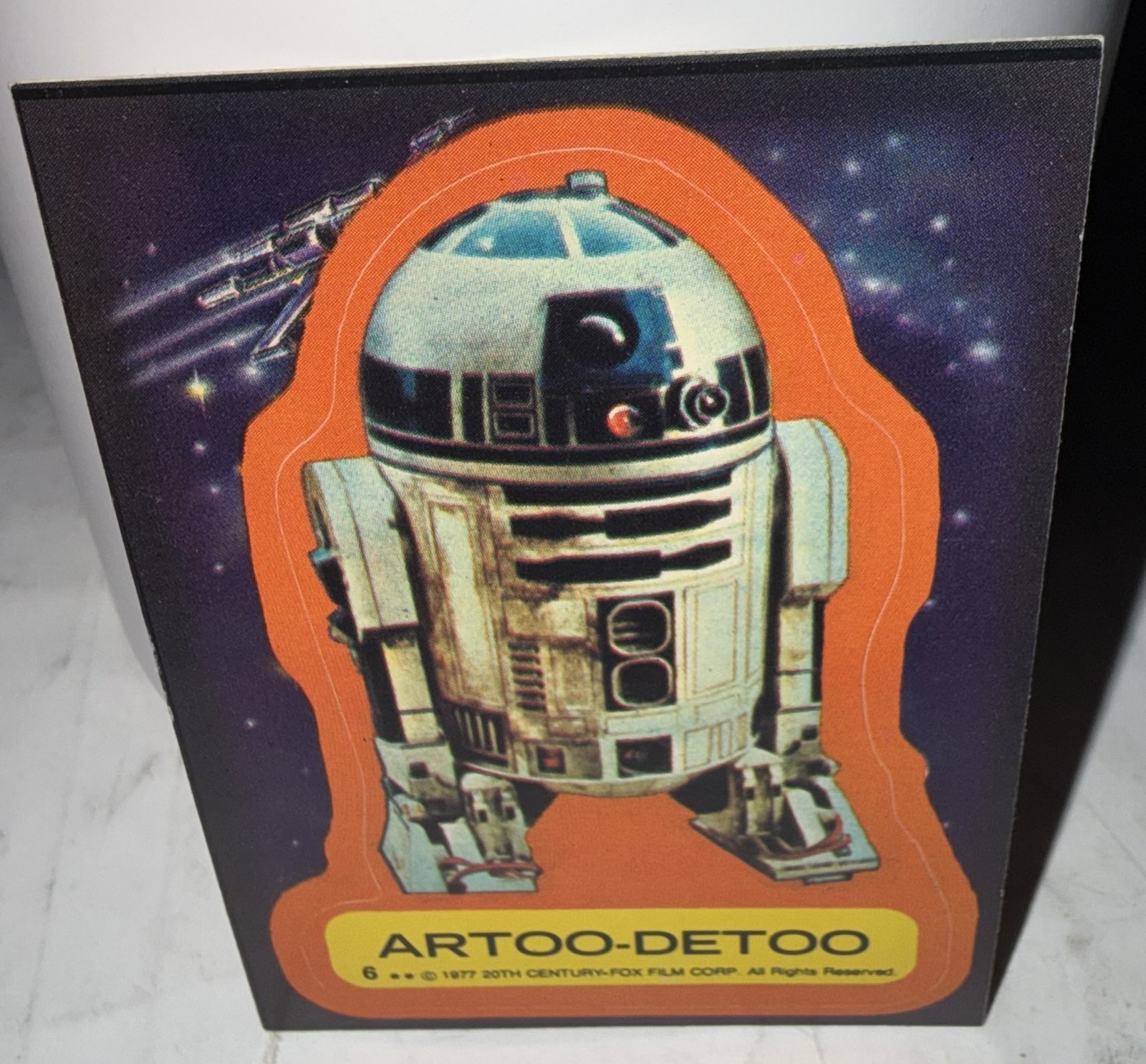 Vintage 1977 Topps Star Wars Artoo-Detoo Sticker Card 6 R2-D2 Non-Sport Card Vintage 1977 Topps Star Wars Artoo-Detoo Sticker Card 6 R2-D2 Non-Sport Card