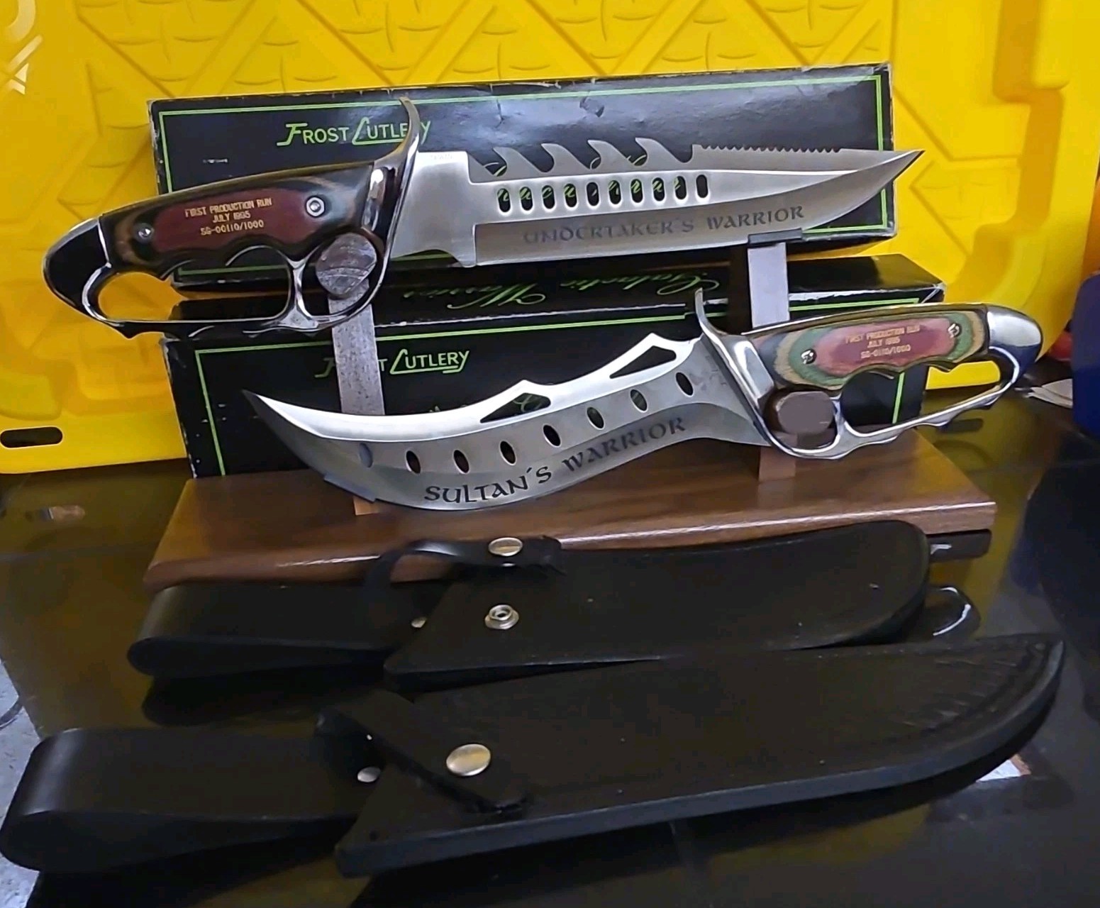 RARE 1995 Frost Cutlery 1st Production Sultan & Undertaker's Warrior #110/1000 RARE 1995 Frost Cutlery 1st Production Sultan & Undertaker's Warrior #110/1000