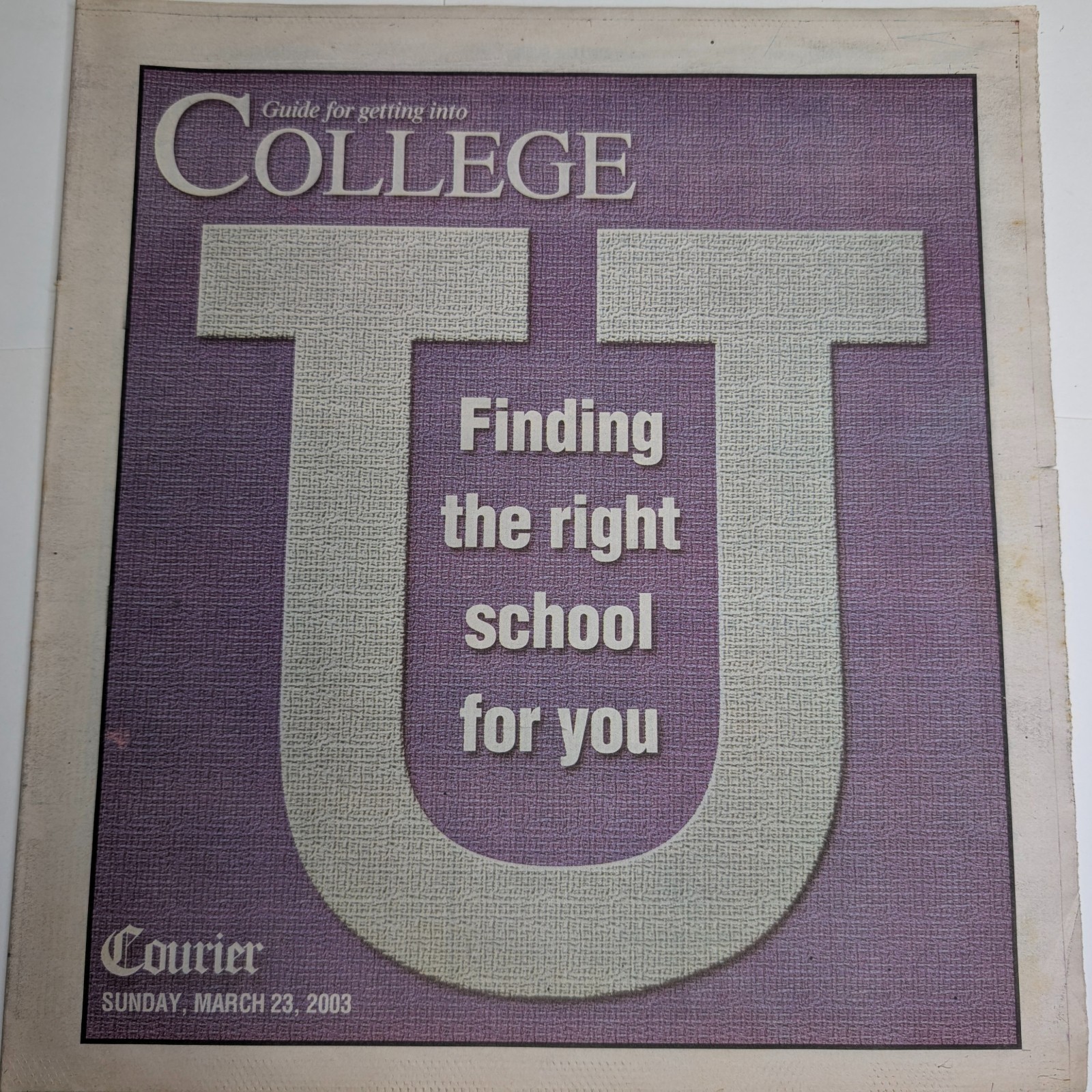 2003 Waterloo Cedar Falls Iowa Courier College Guide UNI Hawkeye Wartburg IA