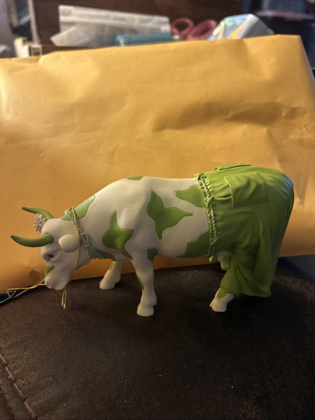 2002 Cow Parade #7251 Nice Jean The Green Holstein Figurine W/ Hangtag 2002 Cow Parade #7251 Nice Jean The Green Holstein Figurine W/ Hangtag
