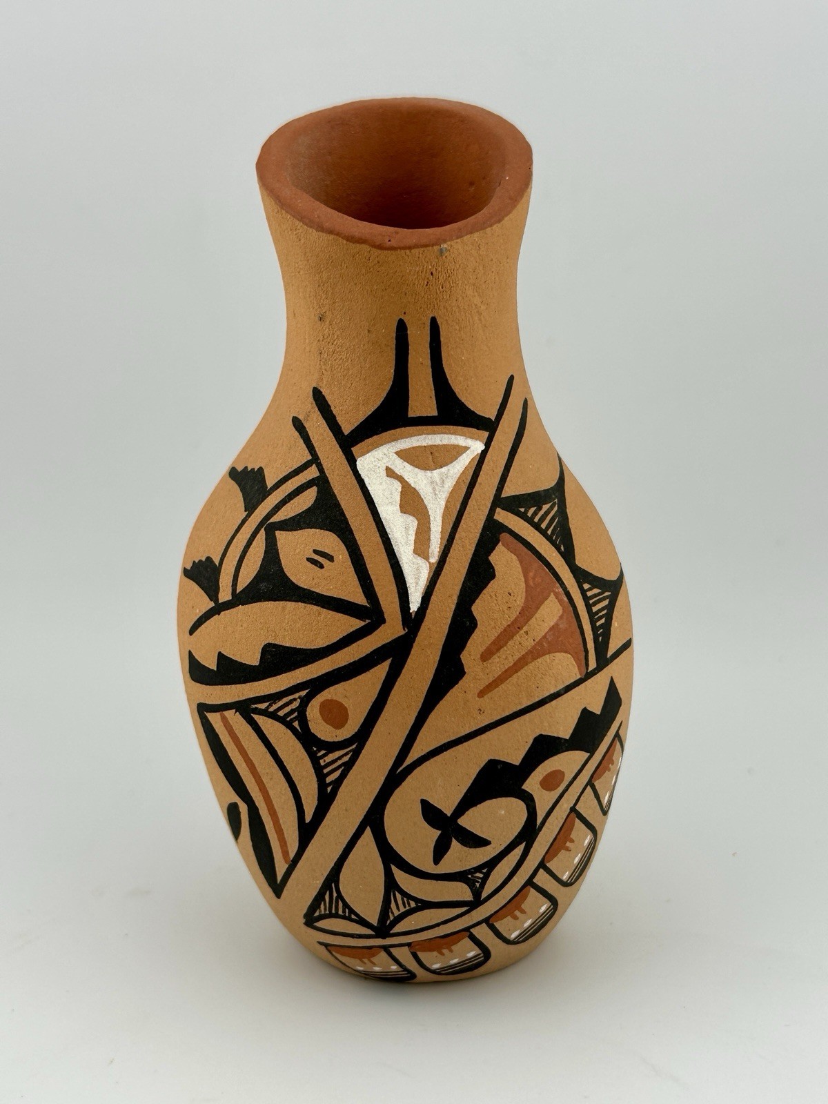 Jemez Pueblo Pottery Vase P Chinana 5½″ Polychrome Signed Hand Coiled 1970s VTG Jemez Pueblo Pottery Vase P Chinana 5½″ Polychrome Signed Hand Coiled 1970s VTG