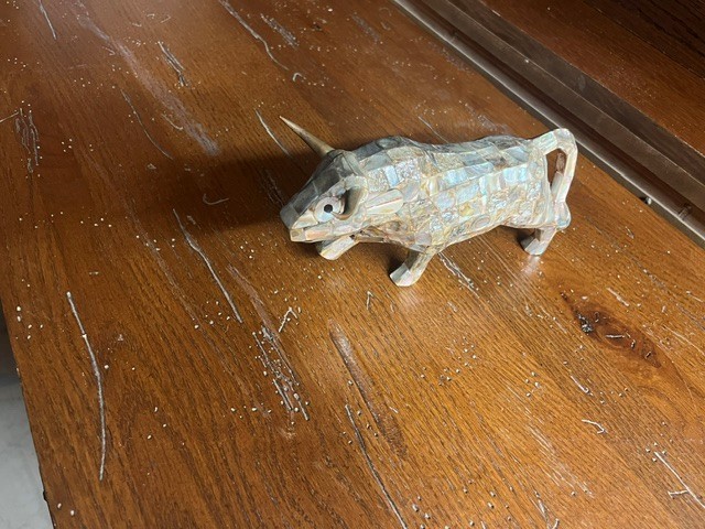 Vintage Mexican Folk Art Abalone Mother of Pearl Mosaic Inlay Bull Statue Figure Vintage Mexican Folk Art Abalone Mother of Pearl Mosaic Inlay Bull Statue Figure