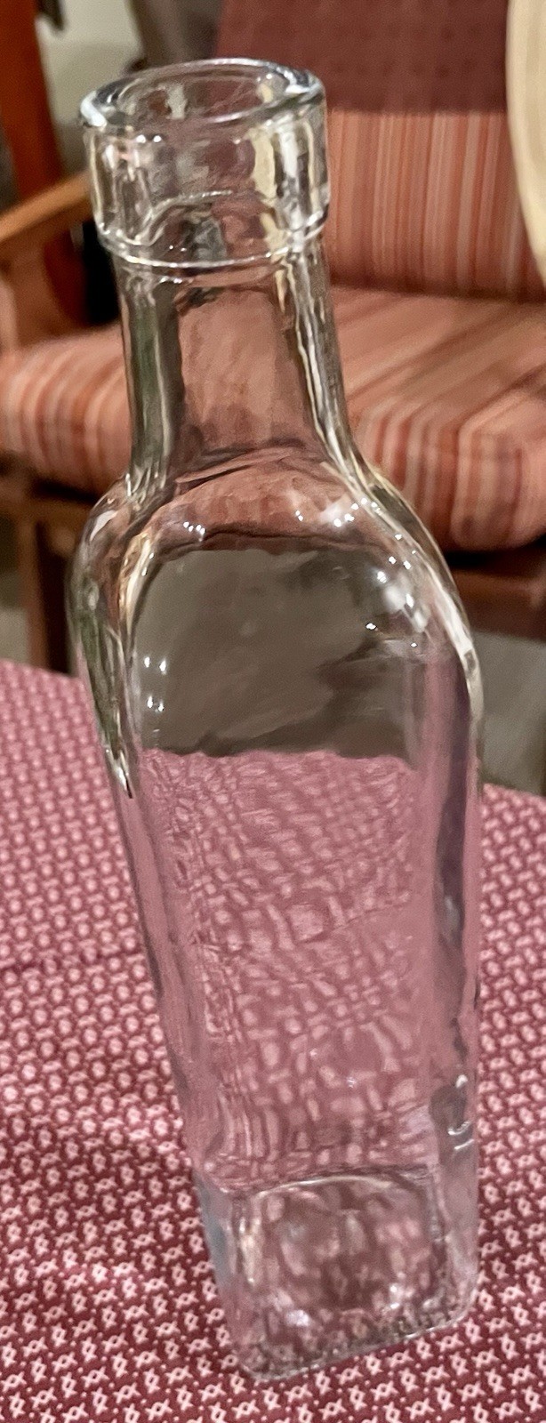 Vintage (1938 - 1960) Anchor Hocking 10” clear square glass bottle. Vintage (1938 - 1960) Anchor Hocking 10” clear square glass bottle.