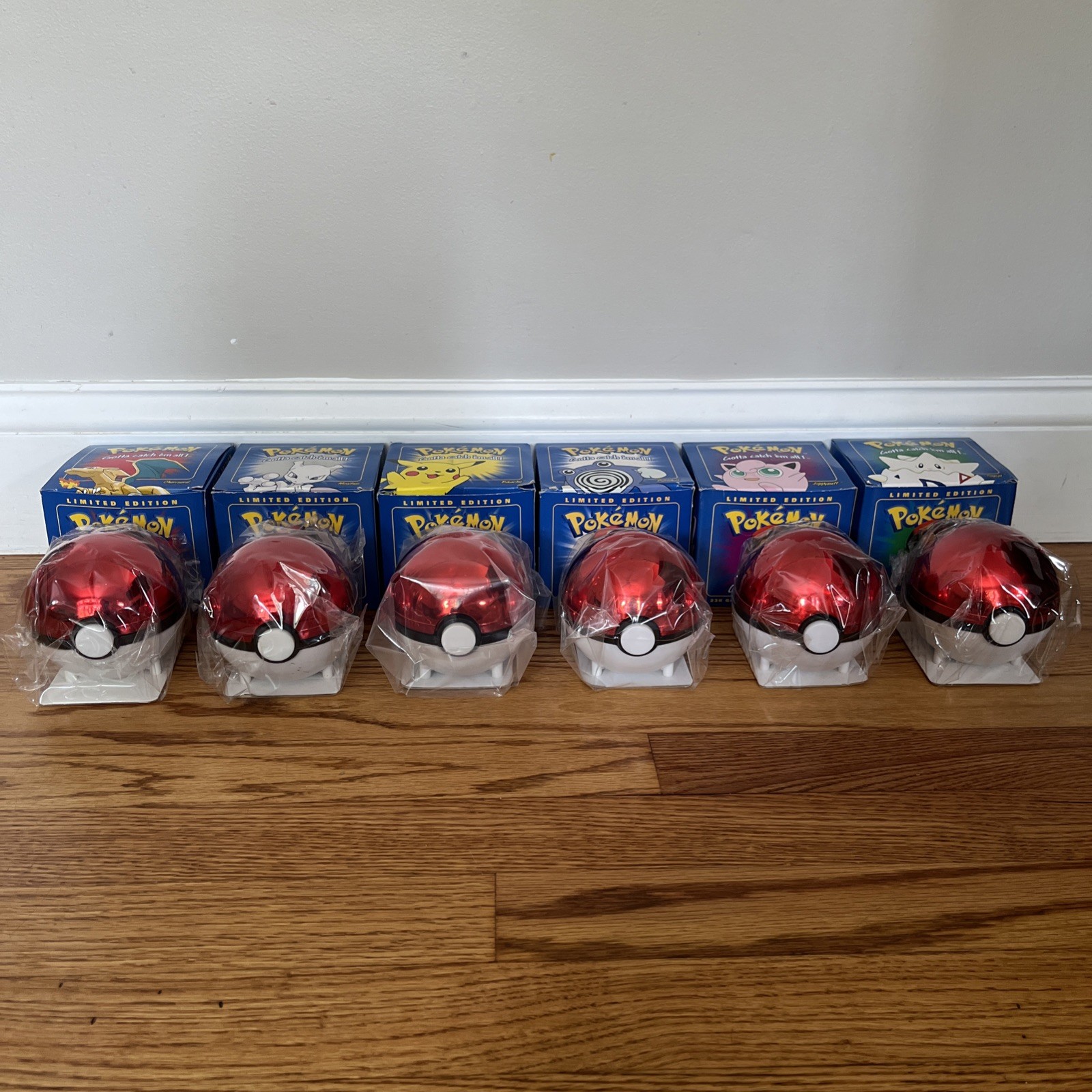 Pokémon 23k Gold Plated Card 1999 Burger King Complete Set of 6 Sealed Blue Box Pokémon 23k Gold Plated Card 1999 Burger King Complete Set of 6 Sealed Blue Box