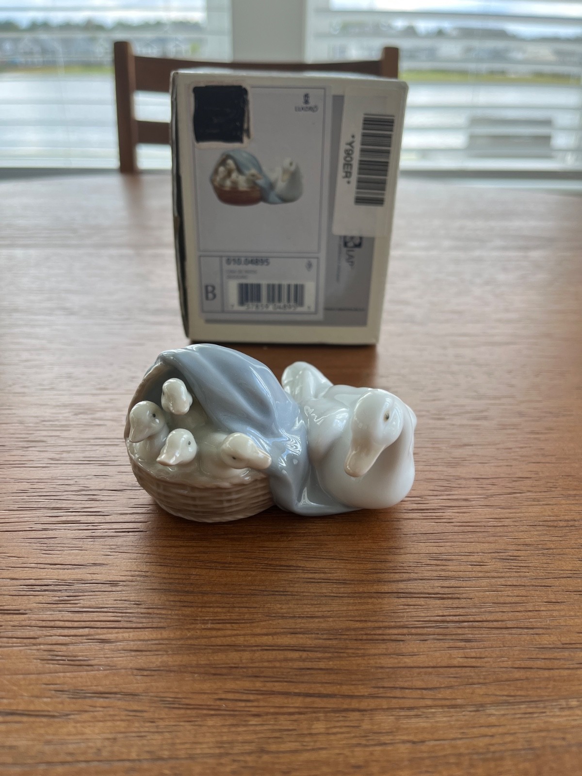 NEW Lladro Mother Duck with Ducklings in Basket # 4895  w/ Original Box