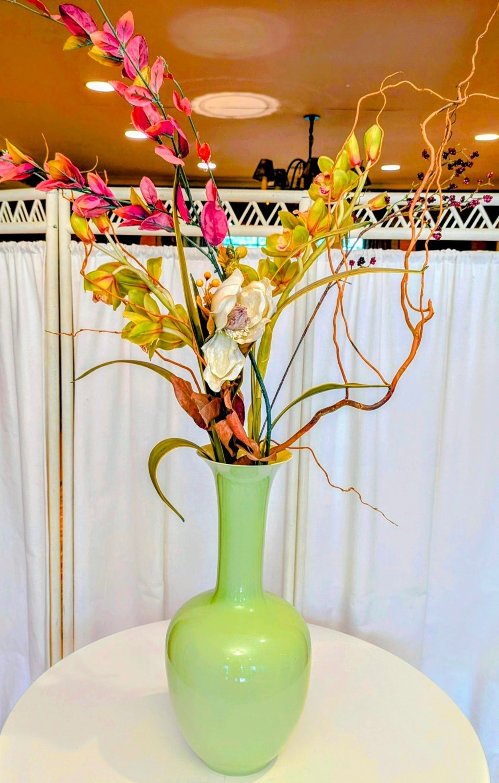 Vintage Middle Kingdom Large MK Bo Jia Porcelain Apple Green Vase 19" Vintage Middle Kingdom Large MK Bo Jia Porcelain Apple Green Vase 19"