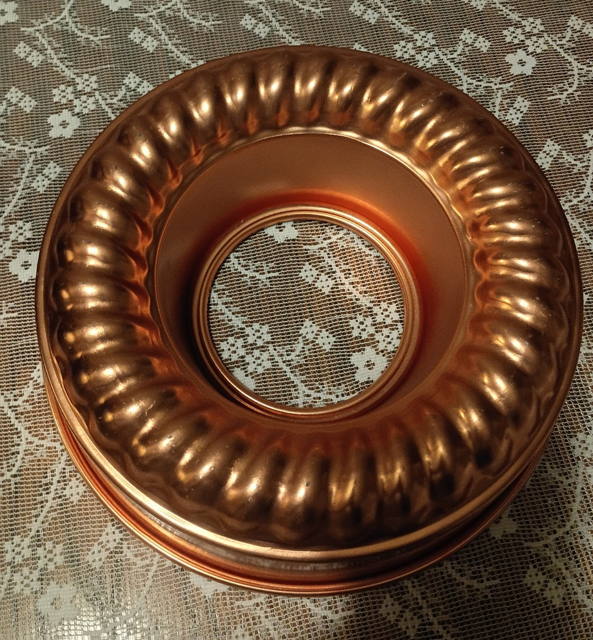 Vtg "Mirro" Copper Mold ~ 9 1/2" Round RING Bundt Cake Jello Lovely Color Decor Vtg "Mirro" Copper Mold ~ 9 1/2" Round RING Bundt Cake Jello Lovely Color Decor