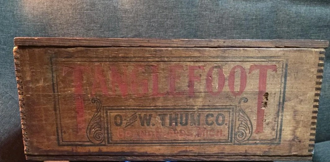 Antique Tanglefoot Fly Paper Wood Advertising Box O & W Thum Grand Rapids 17" Antique Tanglefoot Fly Paper Wood Advertising Box O & W Thum Grand Rapids 17"