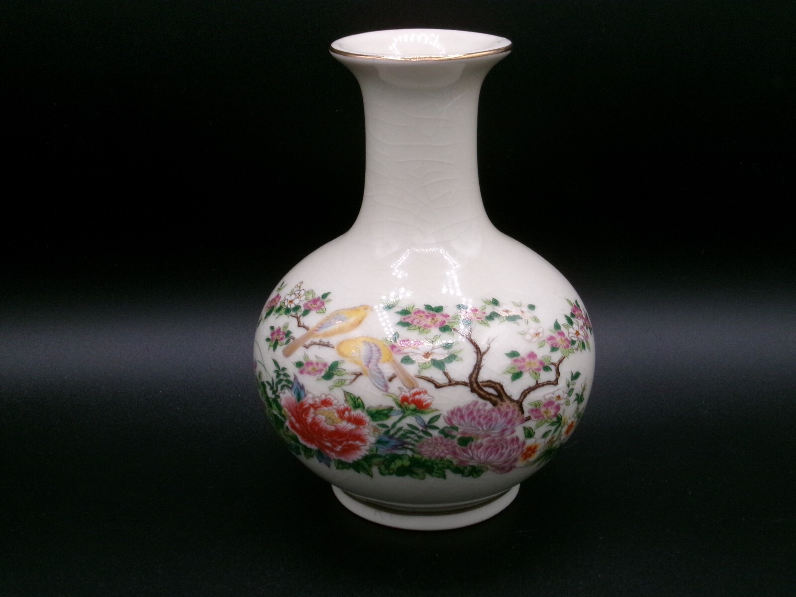 Vintage Japanese beige Floral Cherry Blossom Bird Vase Six Inch Tall Gold Detail Vintage Japanese beige Floral Cherry Blossom Bird Vase Six Inch Tall Gold Detail