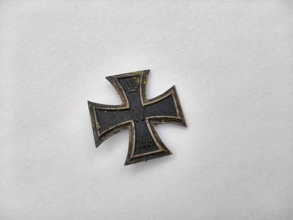 WWI Imperial Iron Cross 1st Class 1914 Marked 800 Silver WW1 Magnetic