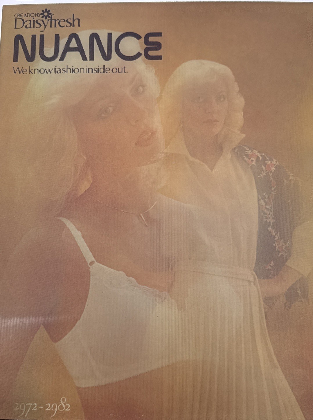 Rare Vtg Vari Vue CREATIONS BY DAISYFRESH NUANCE WE KNOW FASHION 2 PHASE SIGN Rare Vtg Vari Vue CREATIONS BY DAISYFRESH NUANCE WE KNOW FASHION 2 PHASE SIGN