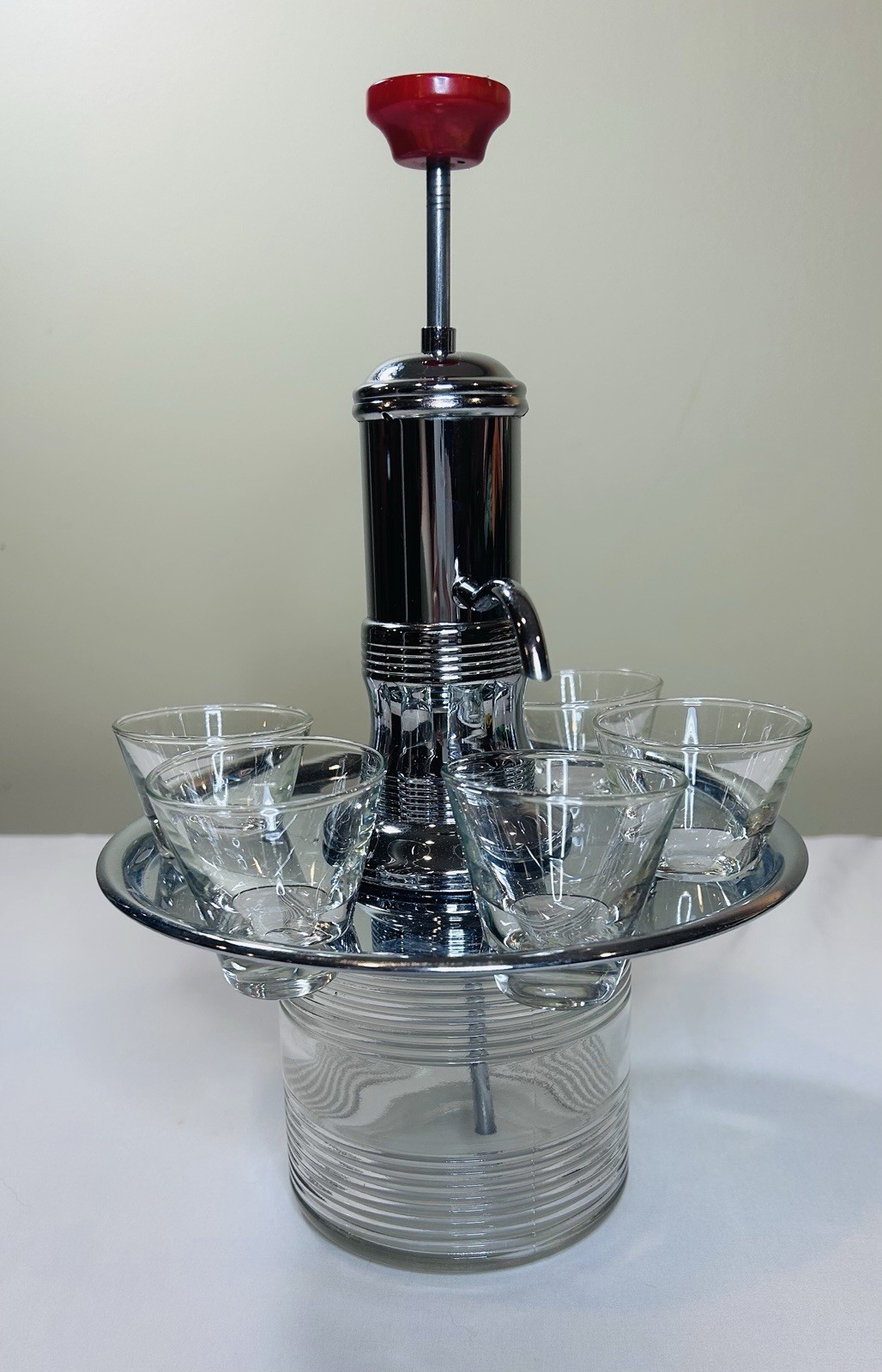 Vintage Park Chrome Pump Carousel Shot Dispenser W/5 Shot Glasses MCM rare Find