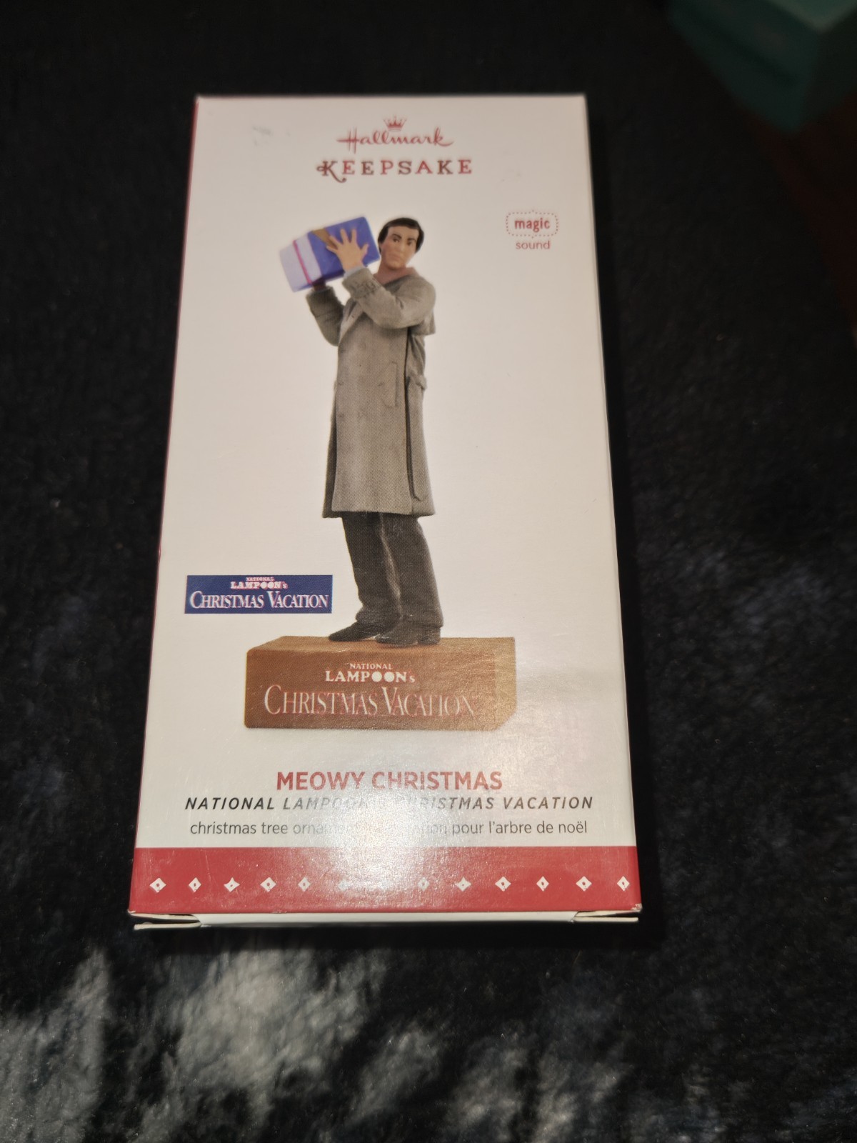 2015 Hallmark Ornament: National Lampoon's Christmas Vacation Meowy Christmas