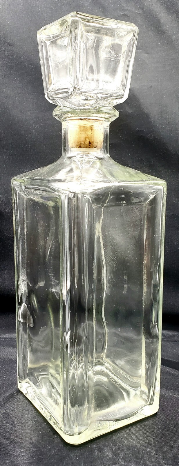 Vintage Seagrams Canadian Whiskey Glass Decanter Thatcher Co. 1950s Empty Bottle Vintage Seagrams Canadian Whiskey Glass Decanter Thatcher Co. 1950s Empty Bottle