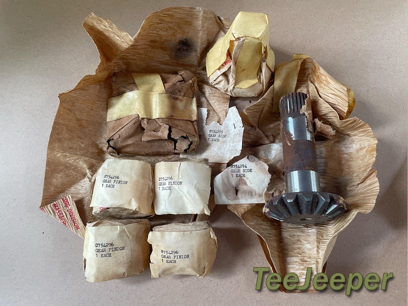 NOS Differential Repair Kit Jeep M151 A1 A2 NOS Differential Repair Kit Jeep M151 A1 A2