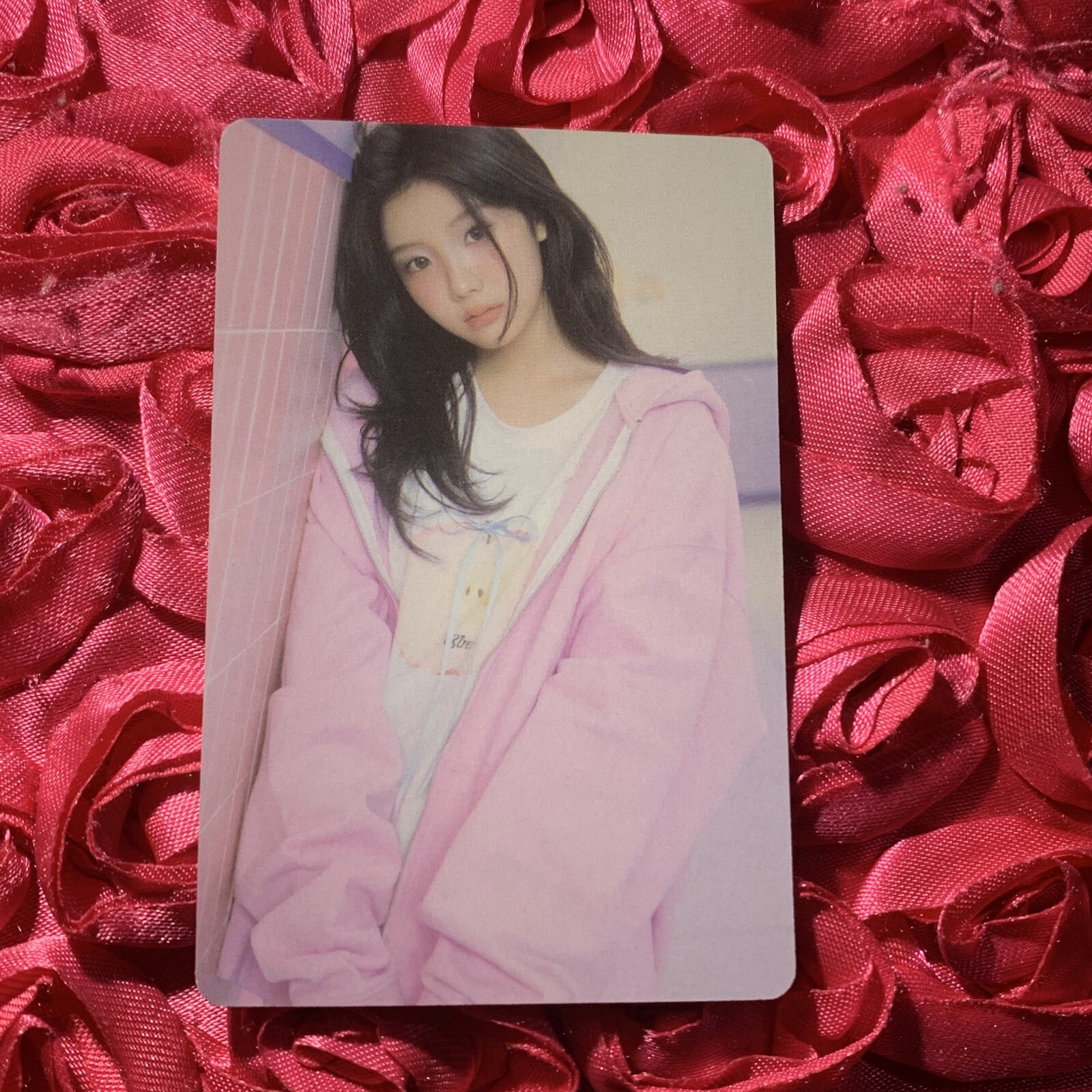 Wonhee ILLIT Cherish SET KPOP Girl Photo Card Pink Hoodie Style Babe Wonhee ILLIT Cherish SET KPOP Girl Photo Card Pink Hoodie Style Babe