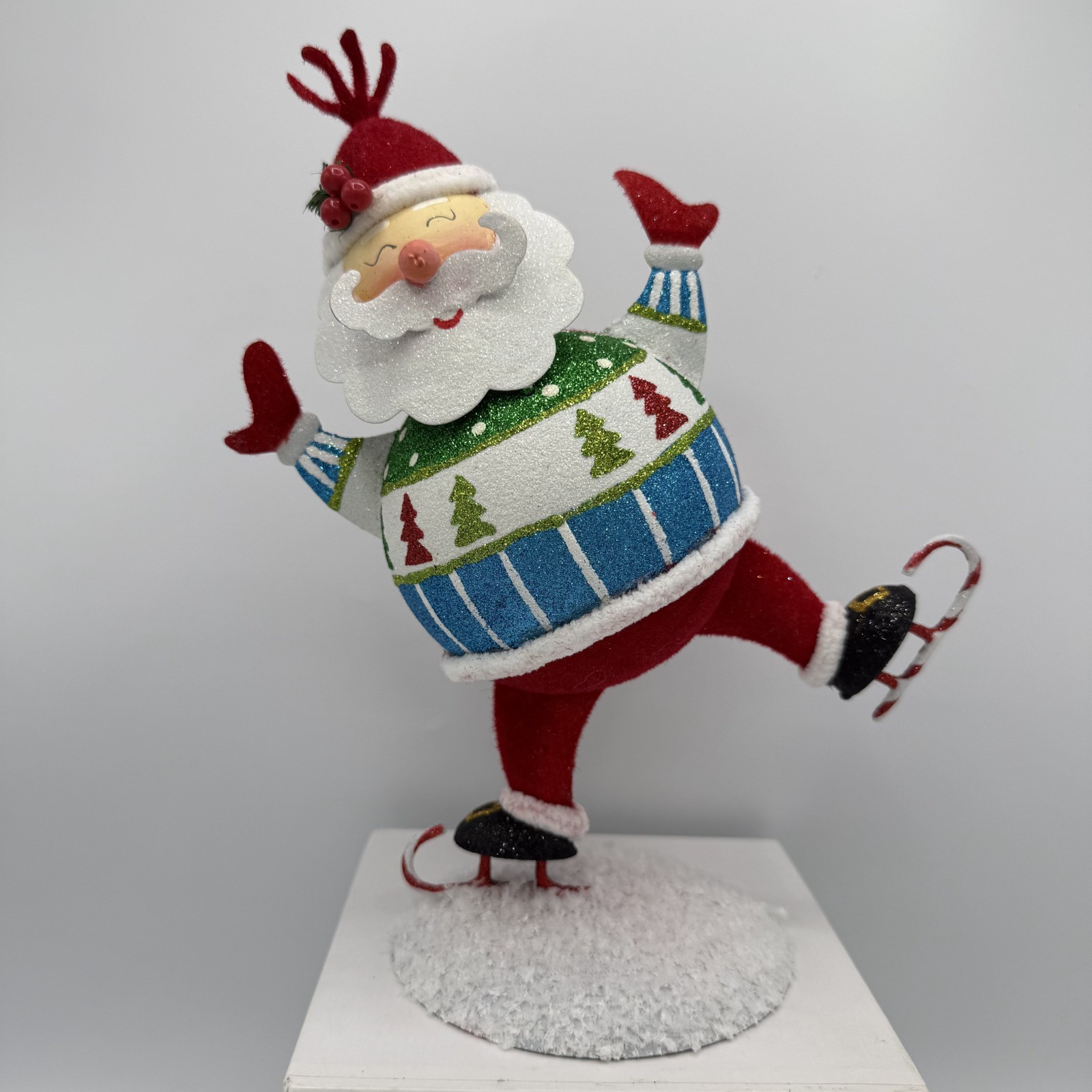 Vintage Pier 1 Glitter Collection 10” Skating Santa Christmas Decor-Nice Vintage Pier 1 Glitter Collection 10” Skating Santa Christmas Decor-Nice
