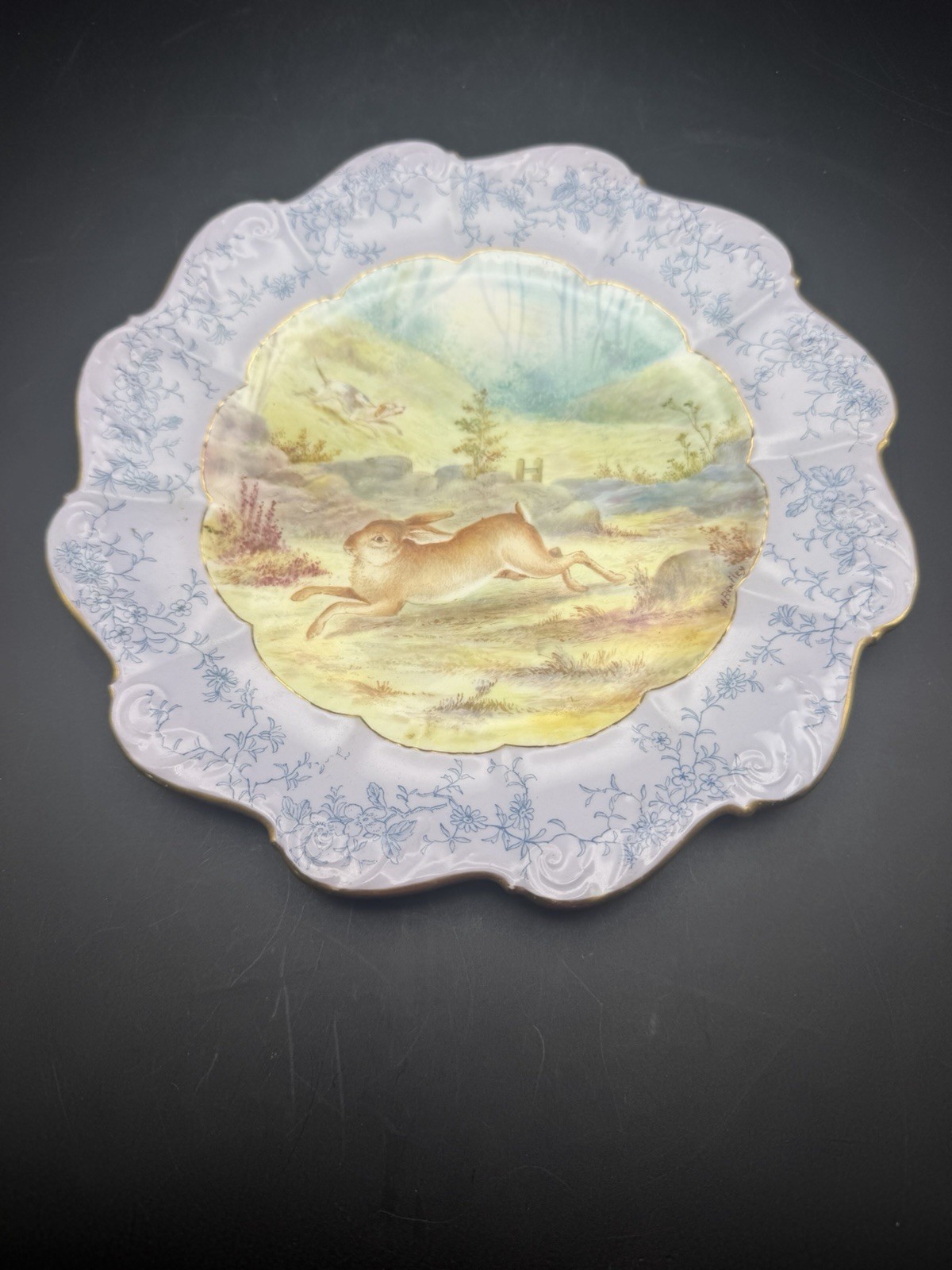 Wedgwood Etruria Hand Painted Hare Hunt Scene Cabinet Plate H Bentley 8.5” Wedgwood Etruria Hand Painted Hare Hunt Scene Cabinet Plate H Bentley 8.5”