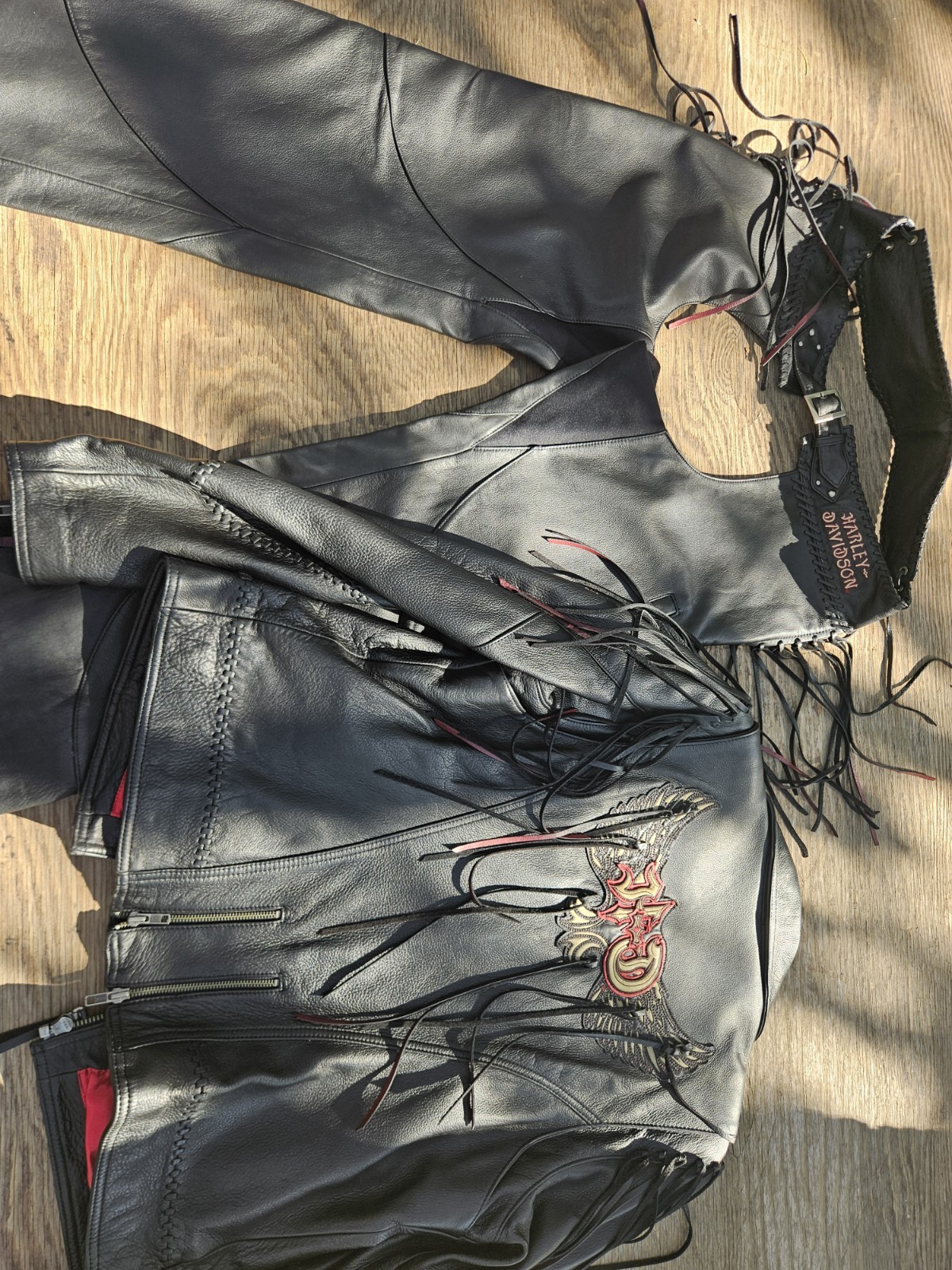 Harley Davidson Women's Leather Biker Road Jacket Sz XL W Matching Chaps Lg. Harley Davidson Women's Leather Biker Road Jacket Sz XL W Matching Chaps Lg.