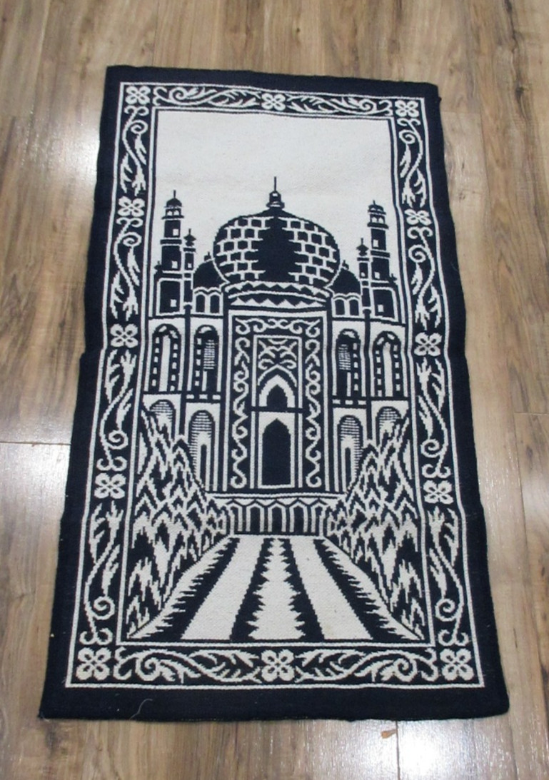 Vtg. Middle Eastern Prayer Rug Blue & White Mosque Featured Textured 43"x23" Vtg. Middle Eastern Prayer Rug Blue & White Mosque Featured Textured 43"x23"