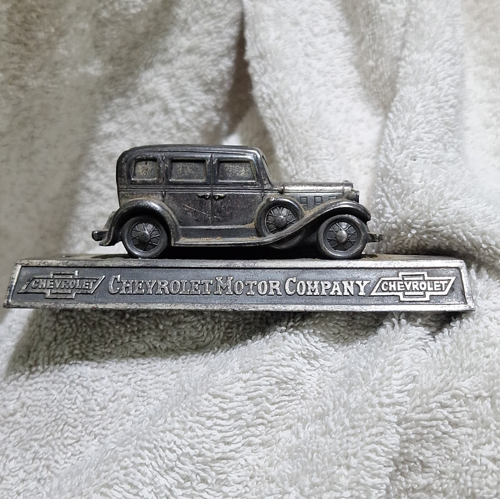 Vintage 1930s Chevrolet Motor Company Advertising Paperweight Cast Metal Chevy Vintage 1930s Chevrolet Motor Company Advertising Paperweight Cast Metal Chevy