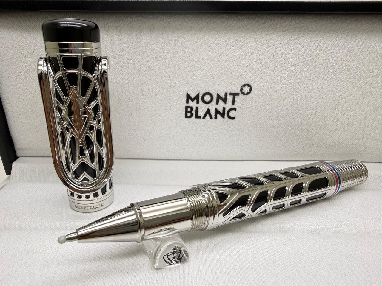 Beautiful Montblanc Great Characters Homage to The Great Gatsby Ballpoint Pen Beautiful Montblanc Great Characters Homage to The Great Gatsby Ballpoint Pen