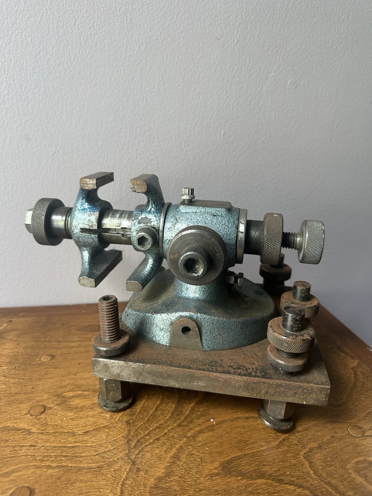 Heavily Modified Double Jaw Hobby Vise Machinist Oxwall? Heavily Modified Double Jaw Hobby Vise Machinist Oxwall?