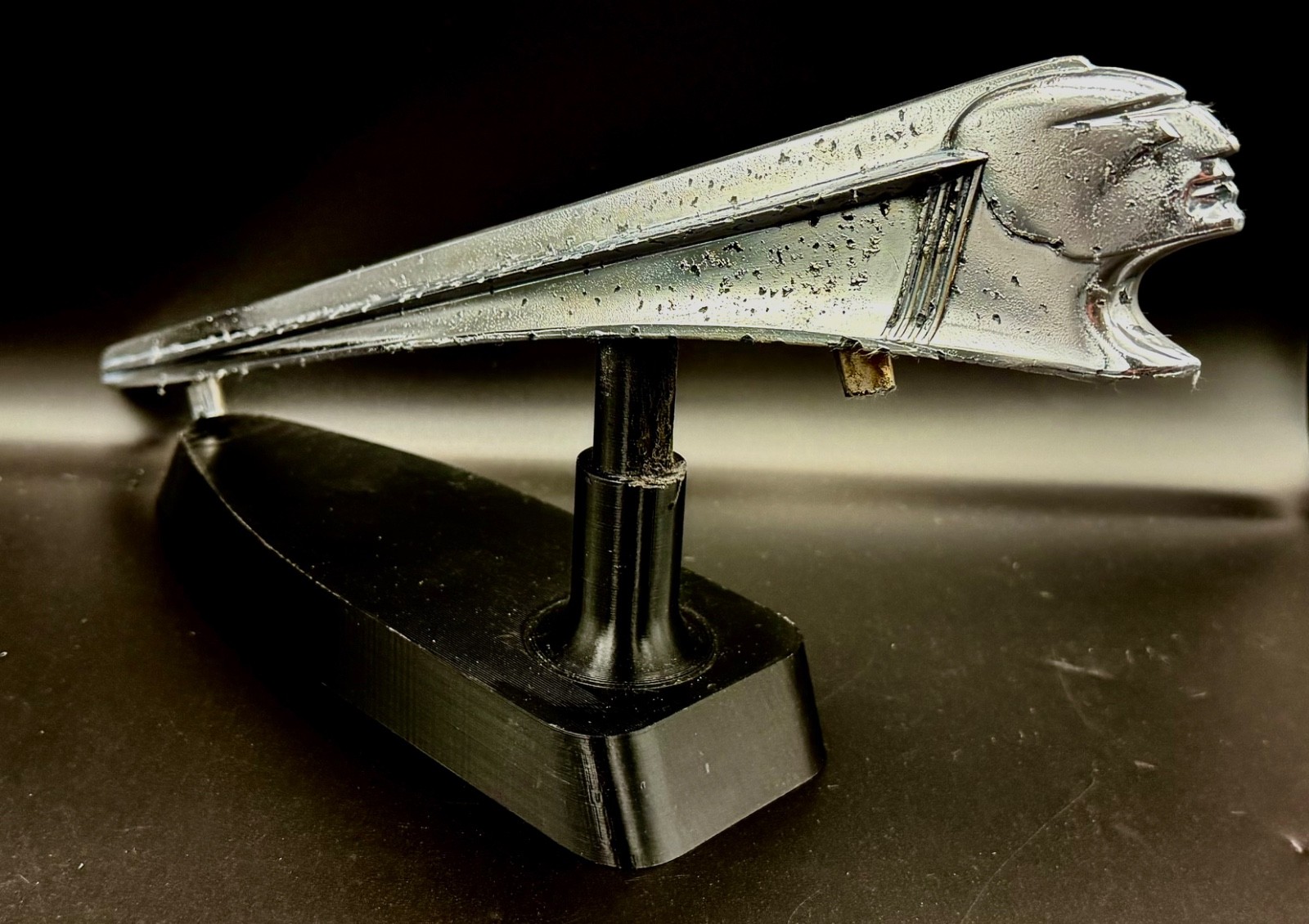 1947 Pontiac Indian Chief Hood Ornament OEM GM 509565 Streamliner Torpedo Vintag 1947 Pontiac Indian Chief Hood Ornament OEM GM 509565 Streamliner Torpedo Vintag