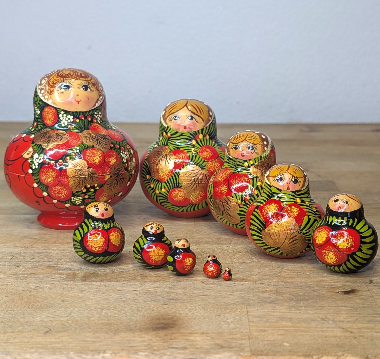 10 Piece Russian Matryoshka Nesting Dolls Hand Painted Wood Floral Red Gold 10 Piece Russian Matryoshka Nesting Dolls Hand Painted Wood Floral Red Gold