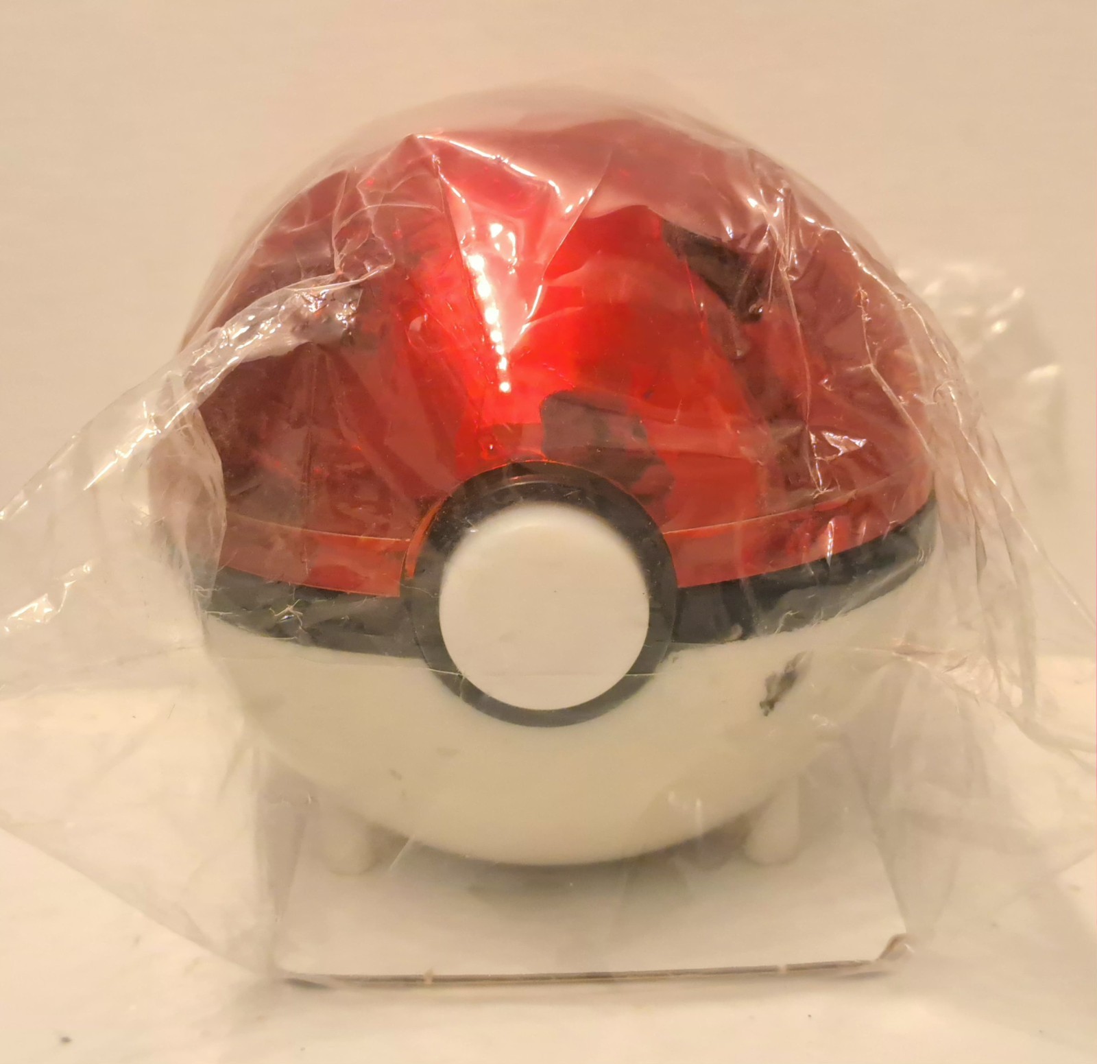 SEALED VINTAGE 1999 23K POKEMON GOLD CARD POKEBALL BURGER KING * MYSTERY * SALE SEALED VINTAGE 1999 23K POKEMON GOLD CARD POKEBALL BURGER KING * MYSTERY * SALE