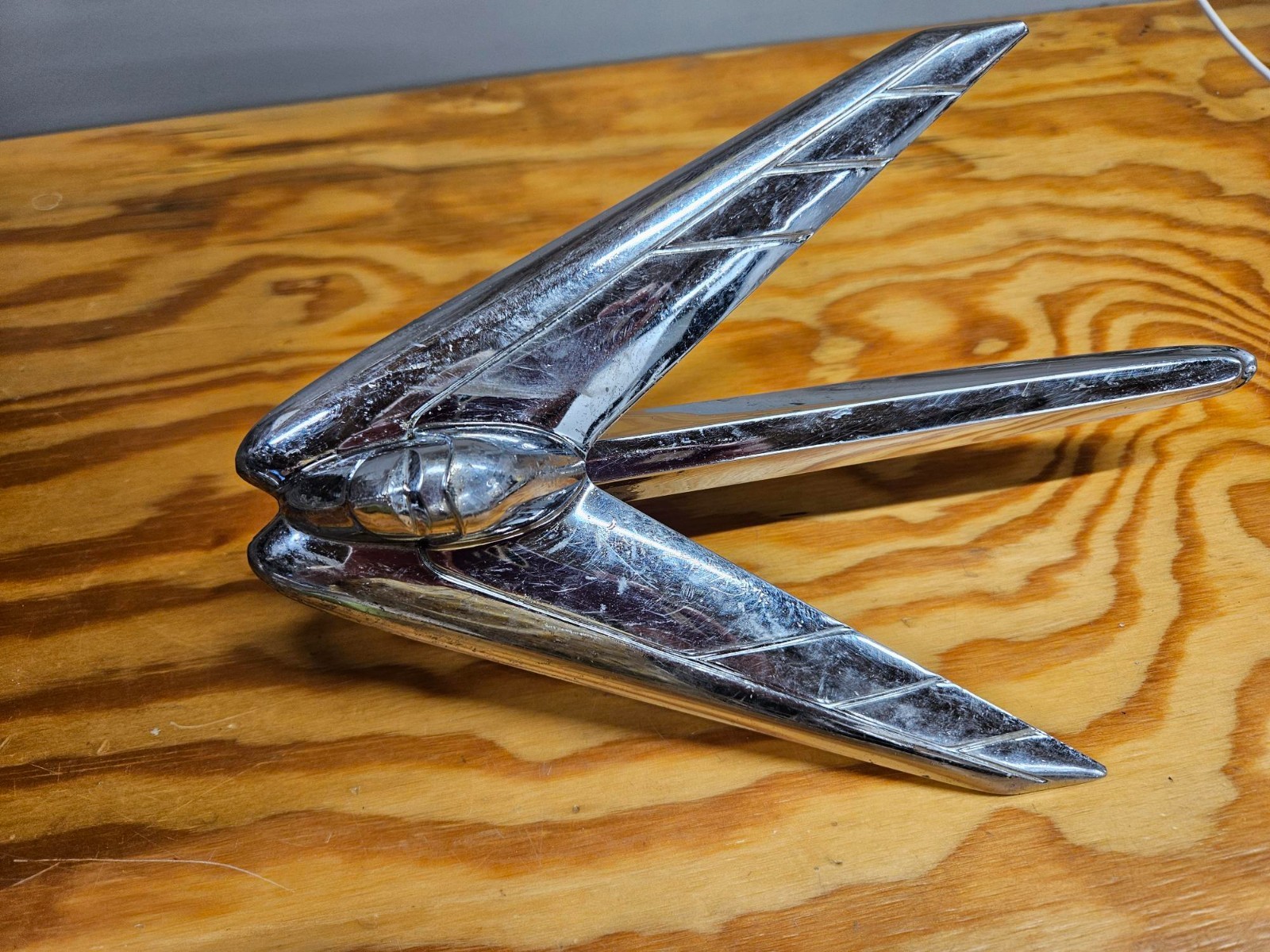 VINTAGE 1952 NASH HOOD ORNAMENT, FLYING LADY GODDESS. Item # 3114126