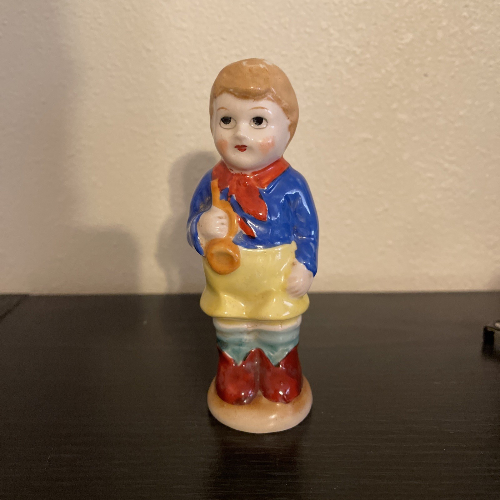 VTG Little Boy Bugler Pepper Shaker Japan No Cork Paint over Glaze 1 pc Replace VTG Little Boy Bugler Pepper Shaker Japan No Cork Paint over Glaze 1 pc Replace